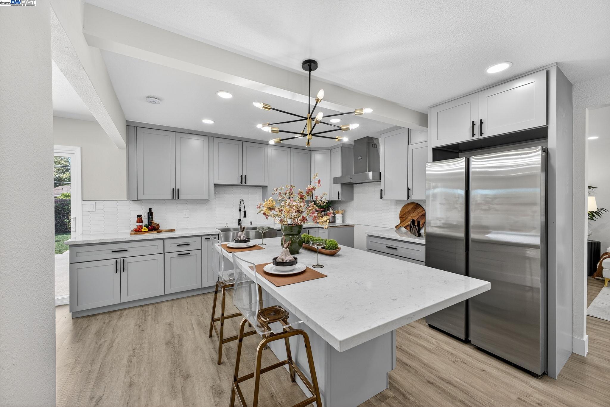 Detail Gallery Image 6 of 60 For 4403 Burke Way, Fremont,  CA 94536 - 3 Beds | 2 Baths