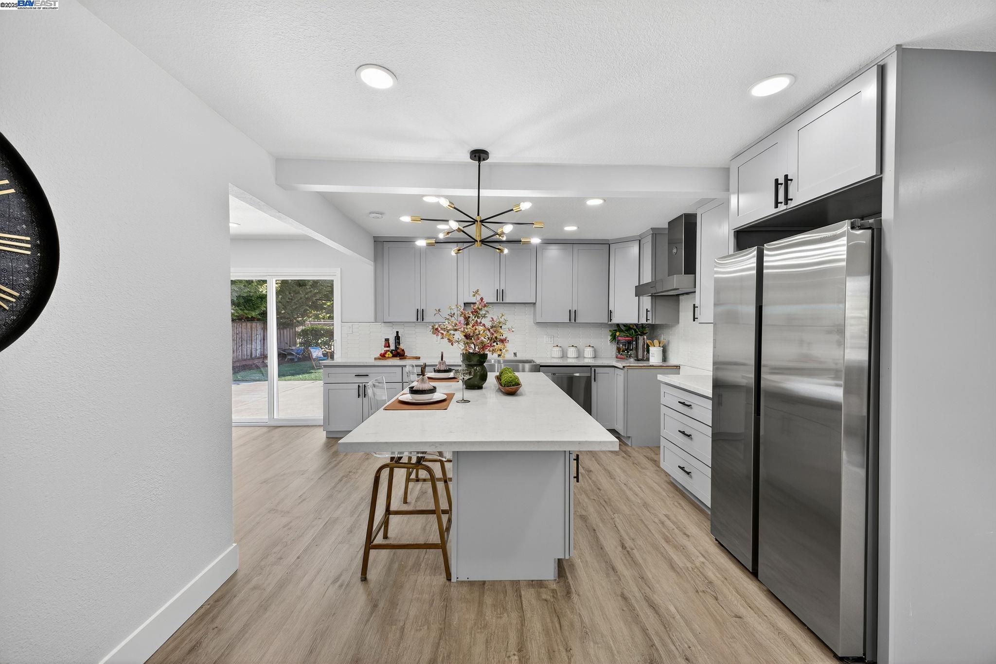 Detail Gallery Image 8 of 60 For 4403 Burke Way, Fremont,  CA 94536 - 3 Beds | 2 Baths