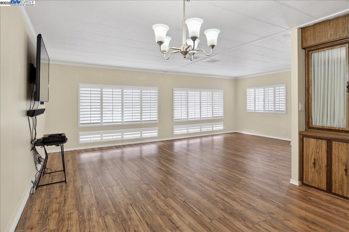 Detail Gallery Image 10 of 35 For 375 Santa Paula, San Leandro,  CA 94579 - 2 Beds | 2 Baths