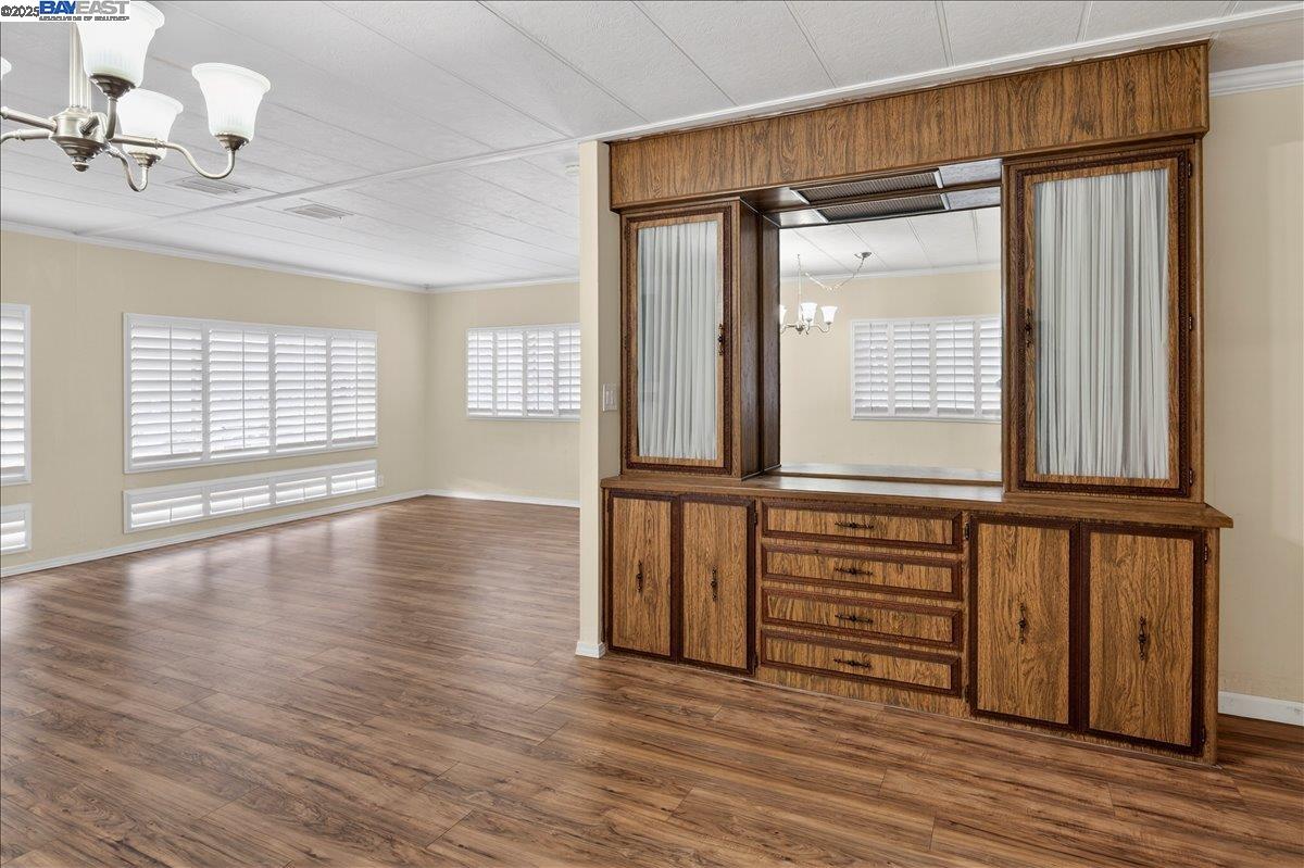 Detail Gallery Image 11 of 35 For 375 Santa Paula, San Leandro,  CA 94579 - 2 Beds | 2 Baths