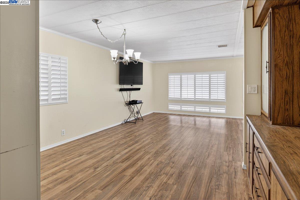 Detail Gallery Image 14 of 35 For 375 Santa Paula, San Leandro,  CA 94579 - 2 Beds | 2 Baths