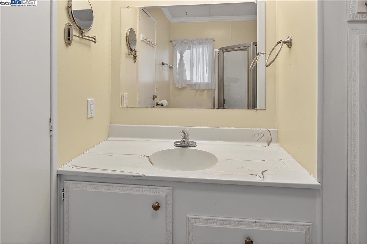 Detail Gallery Image 28 of 35 For 375 Santa Paula, San Leandro,  CA 94579 - 2 Beds | 2 Baths