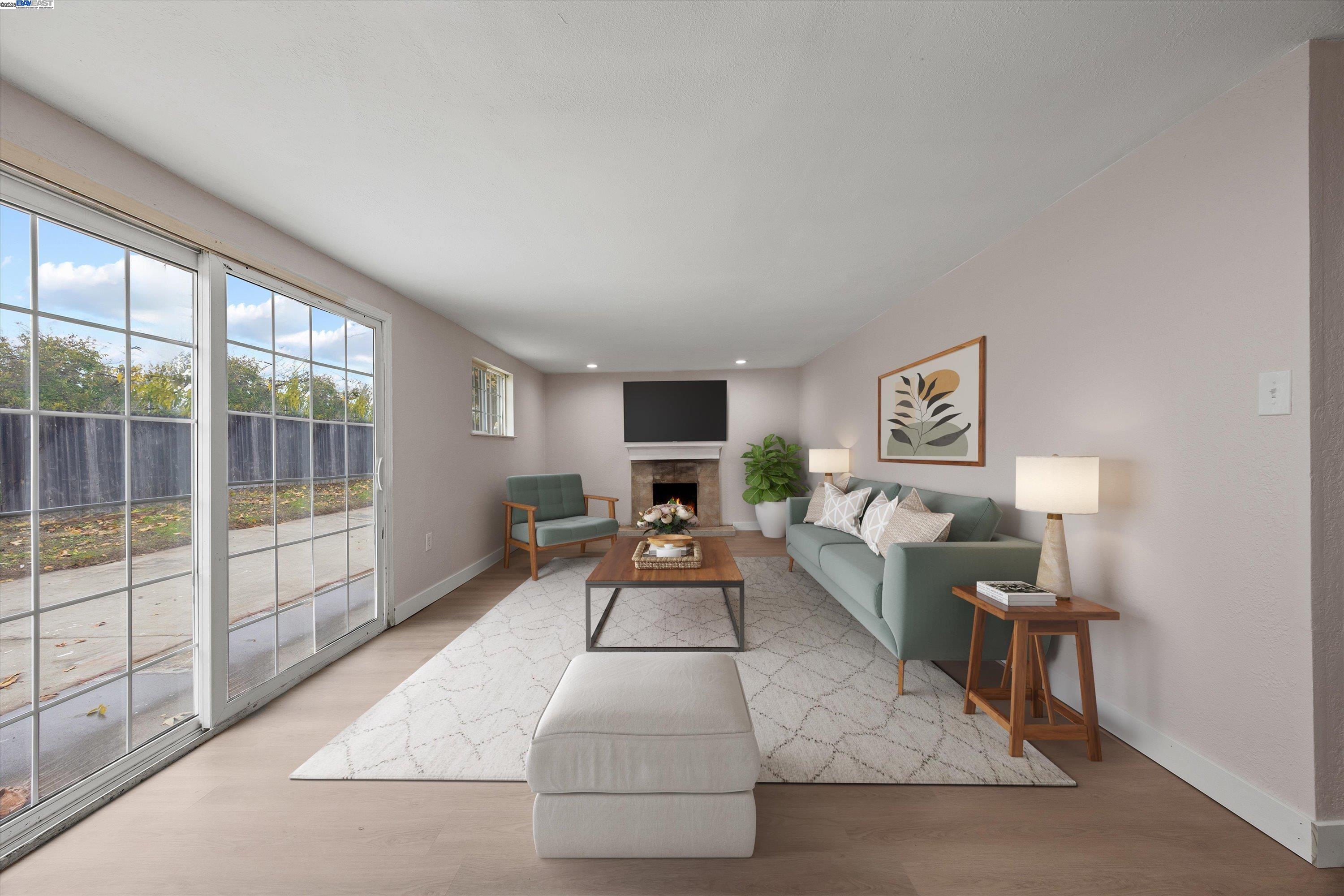 Detail Gallery Image 16 of 35 For 7941 Andora Way, Sacramento,  CA 95824 - 4 Beds | 1 Baths