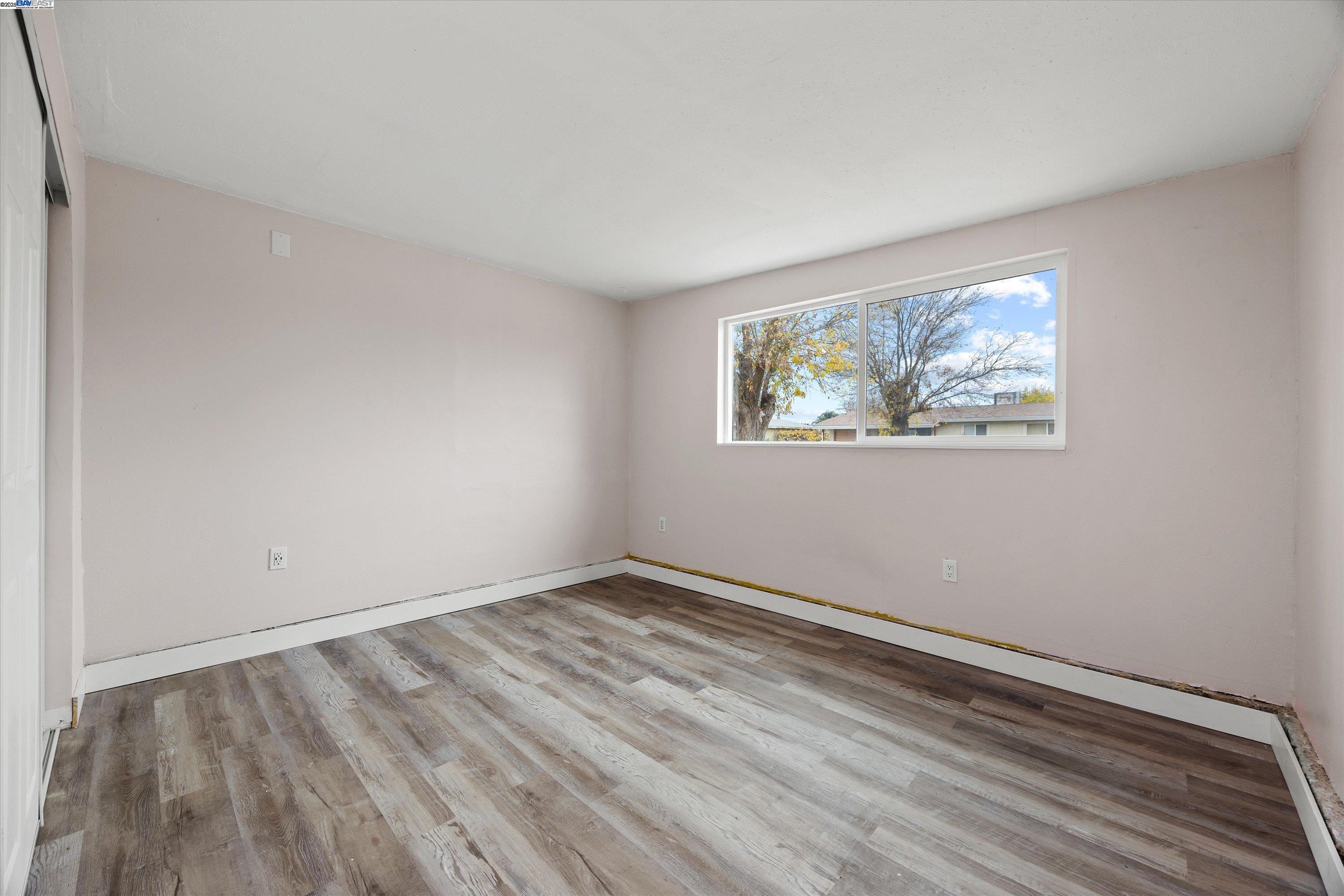 Detail Gallery Image 19 of 35 For 7941 Andora Way, Sacramento,  CA 95824 - 4 Beds | 1 Baths