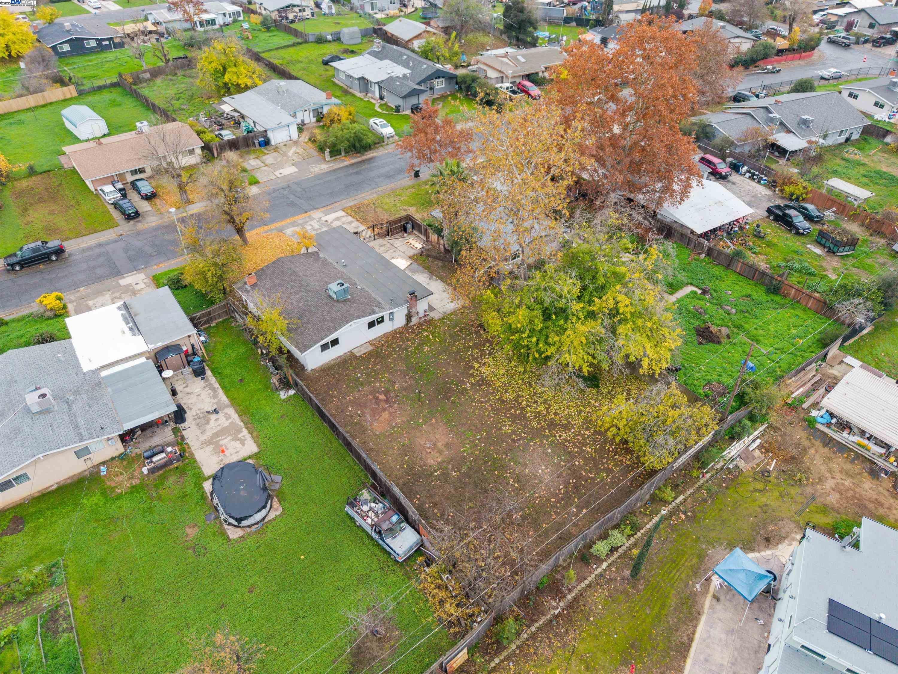 Detail Gallery Image 33 of 35 For 7941 Andora Way, Sacramento,  CA 95824 - 4 Beds | 1 Baths