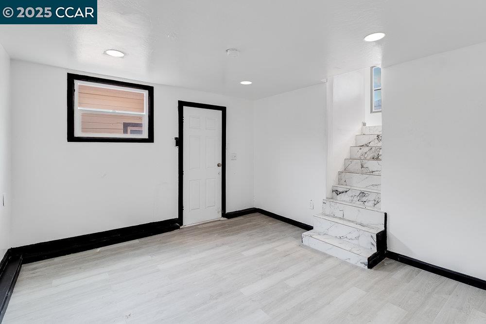 Detail Gallery Image 12 of 23 For 840 7th St, Richmond,  CA 94801 - 2 Beds | 1/1 Baths