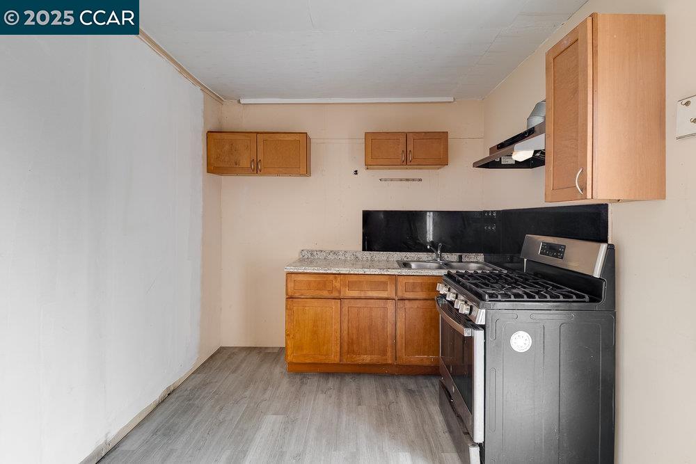 Detail Gallery Image 14 of 23 For 840 7th St, Richmond,  CA 94801 - 2 Beds | 1/1 Baths