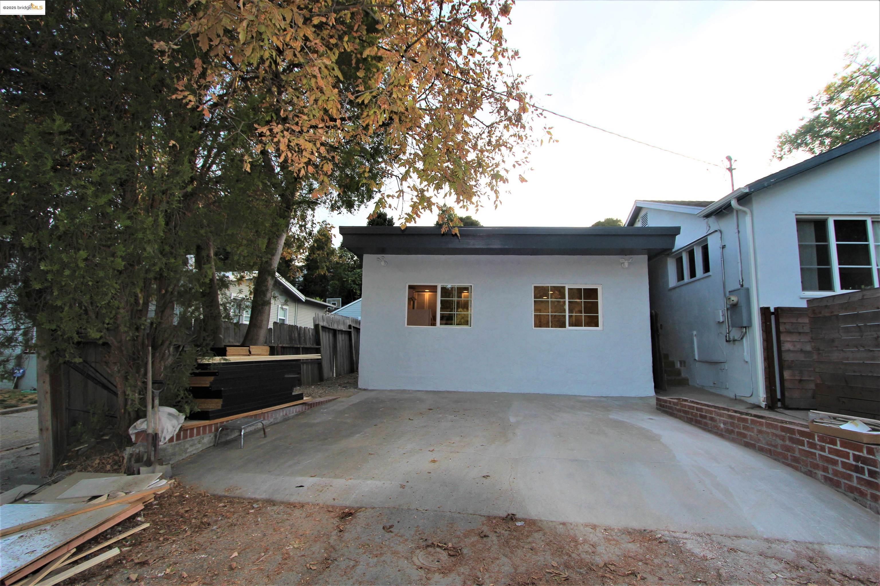 Detail Gallery Image 12 of 12 For 7909 Winthrope St, Oakland,  CA 94605 - 1 Beds | 1 Baths