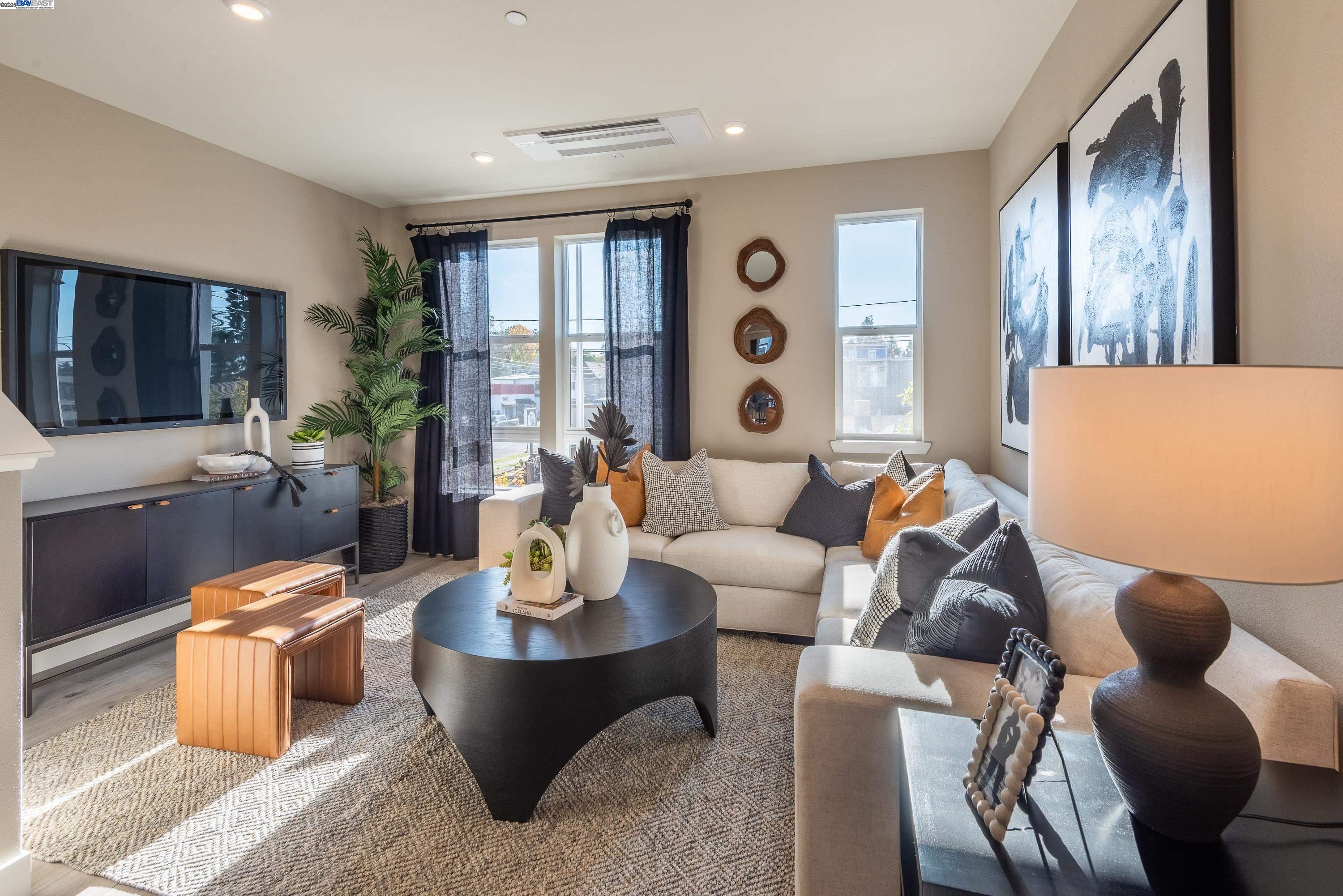 Photo #4: 41119632 Listing: Photo #4