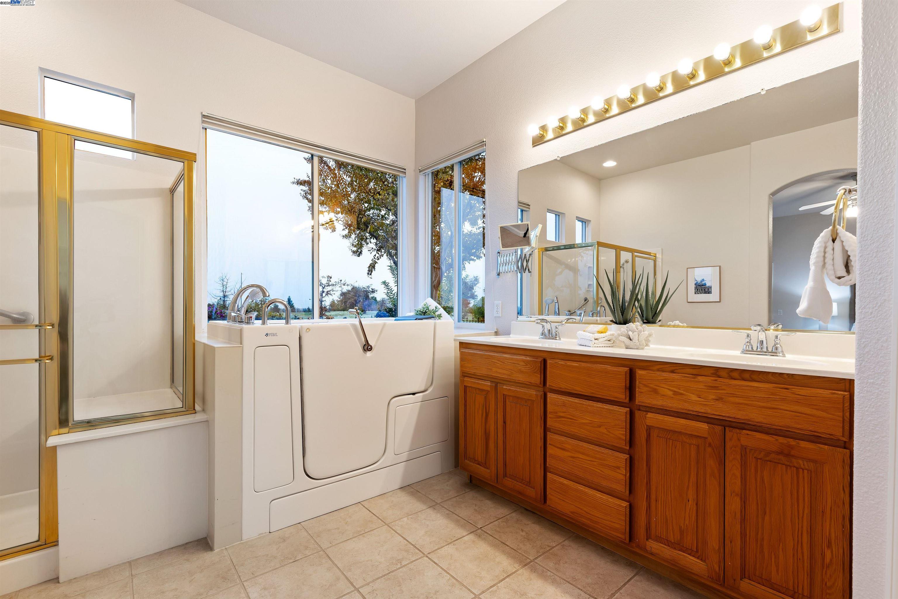 Detail Gallery Image 28 of 54 For 1507 Bismarck Ln, Brentwood,  CA 94513 - 2 Beds | 2/1 Baths