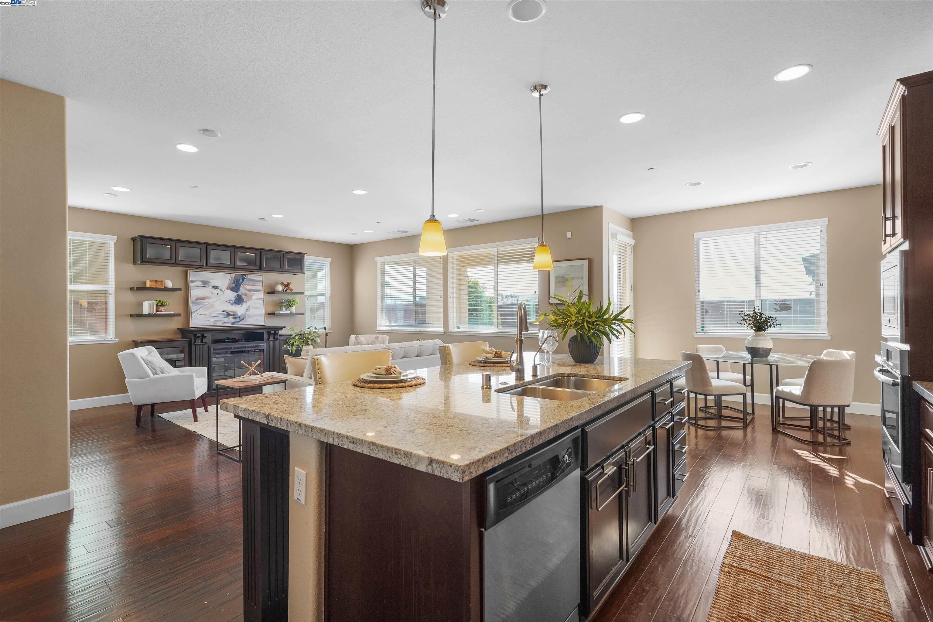 Front Image Thumbnail for BE41119643