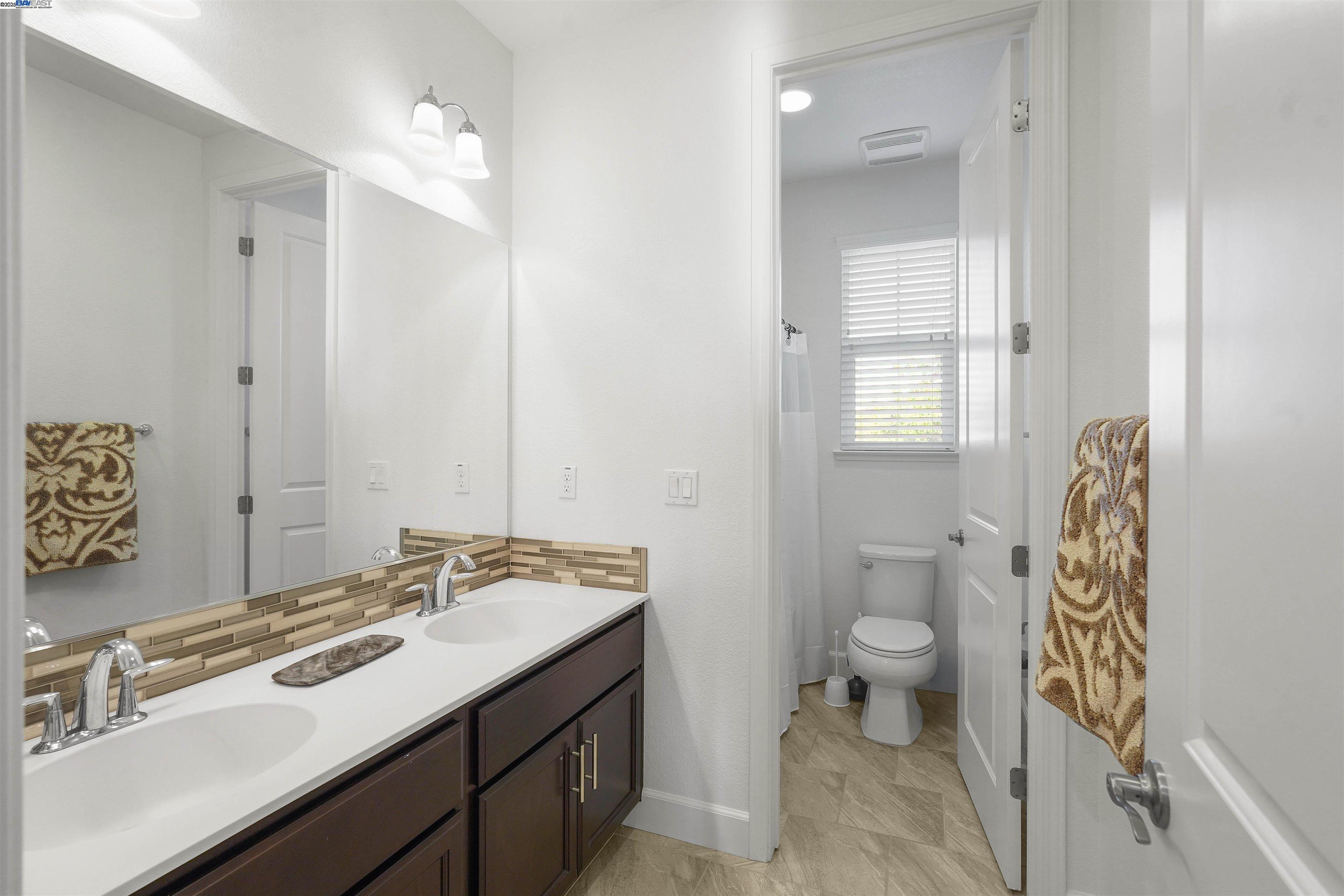 Detail Gallery Image 26 of 53 For 2417 Stalsburg Dr, Tracy,  CA 95376 - 4 Beds | 3 Baths