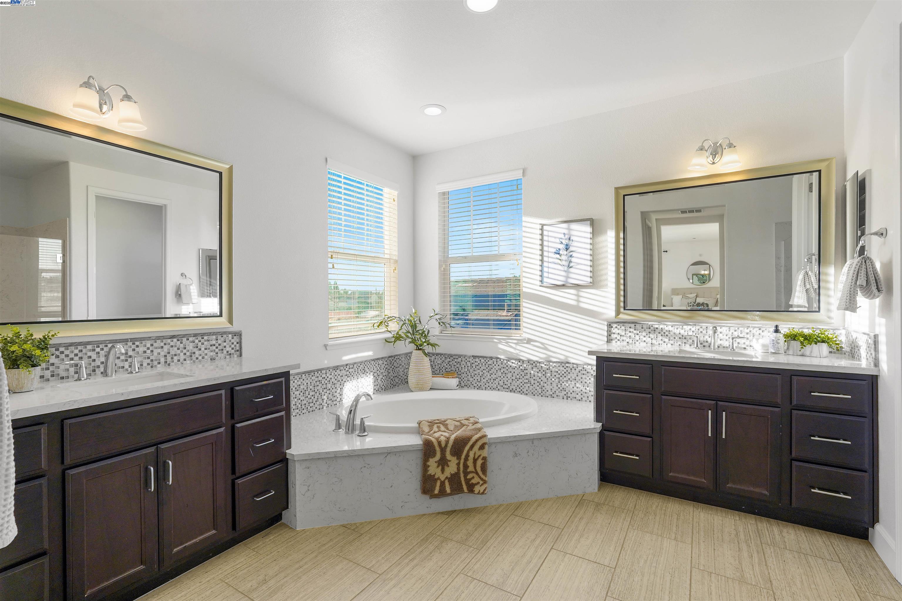 Detail Gallery Image 36 of 53 For 2417 Stalsburg Dr, Tracy,  CA 95376 - 4 Beds | 3 Baths