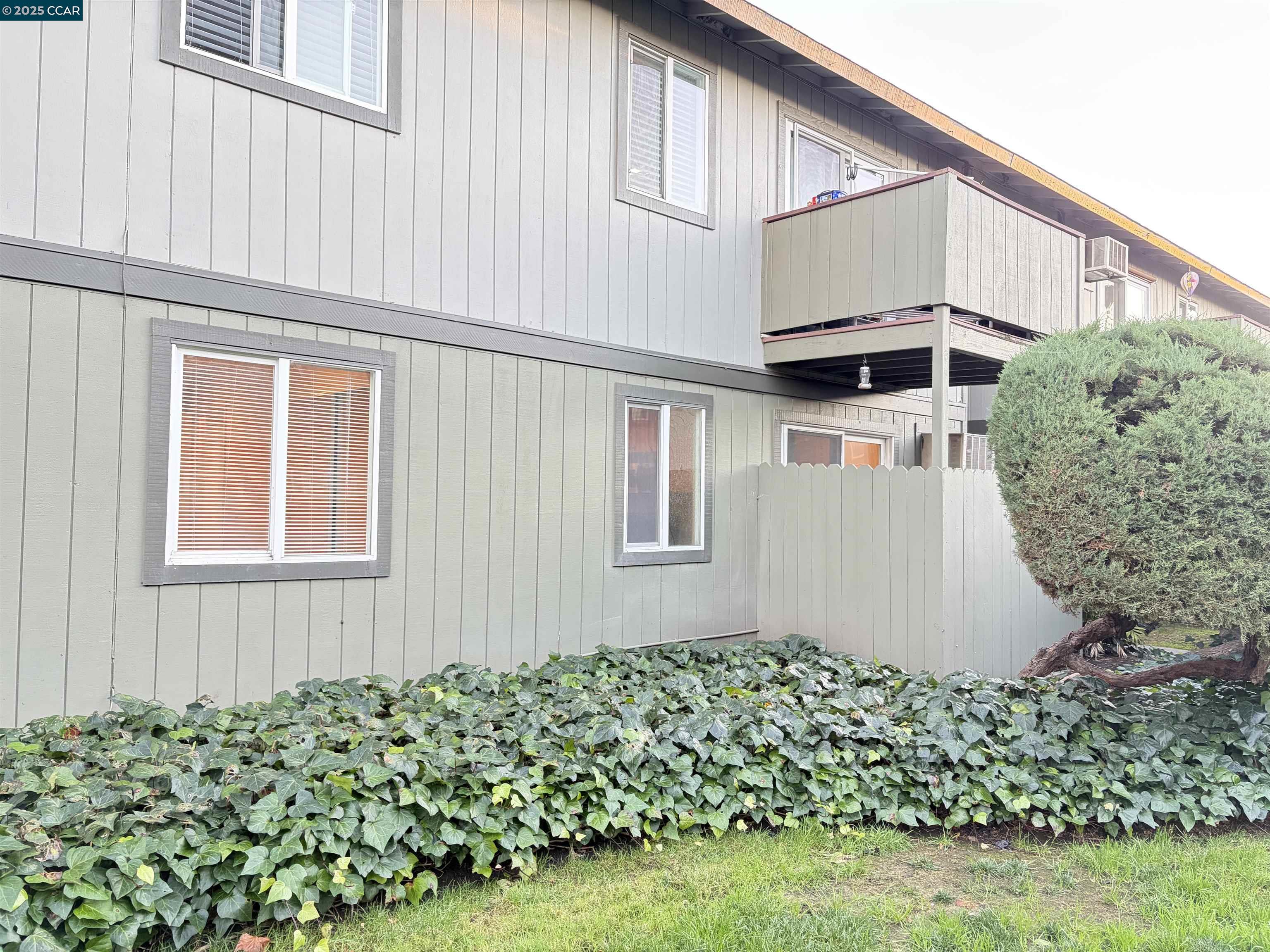 Detail Gallery Image 27 of 33 For 1133 Meadow Ln #53,  Concord,  CA 94520 - 1 Beds | 1 Baths