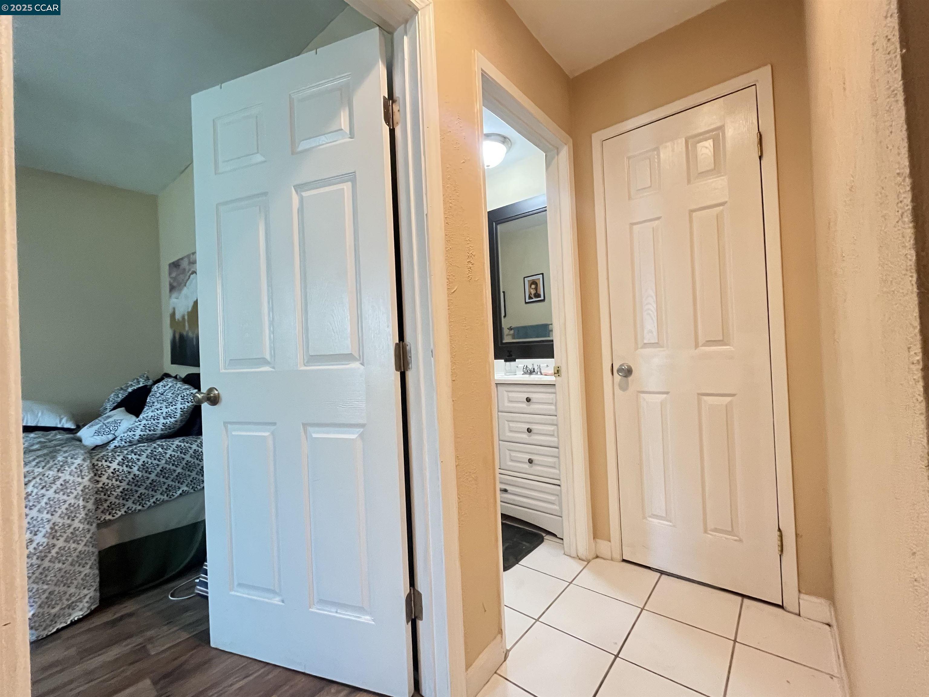 Photo #9: 41119644 Listing: Photo #9