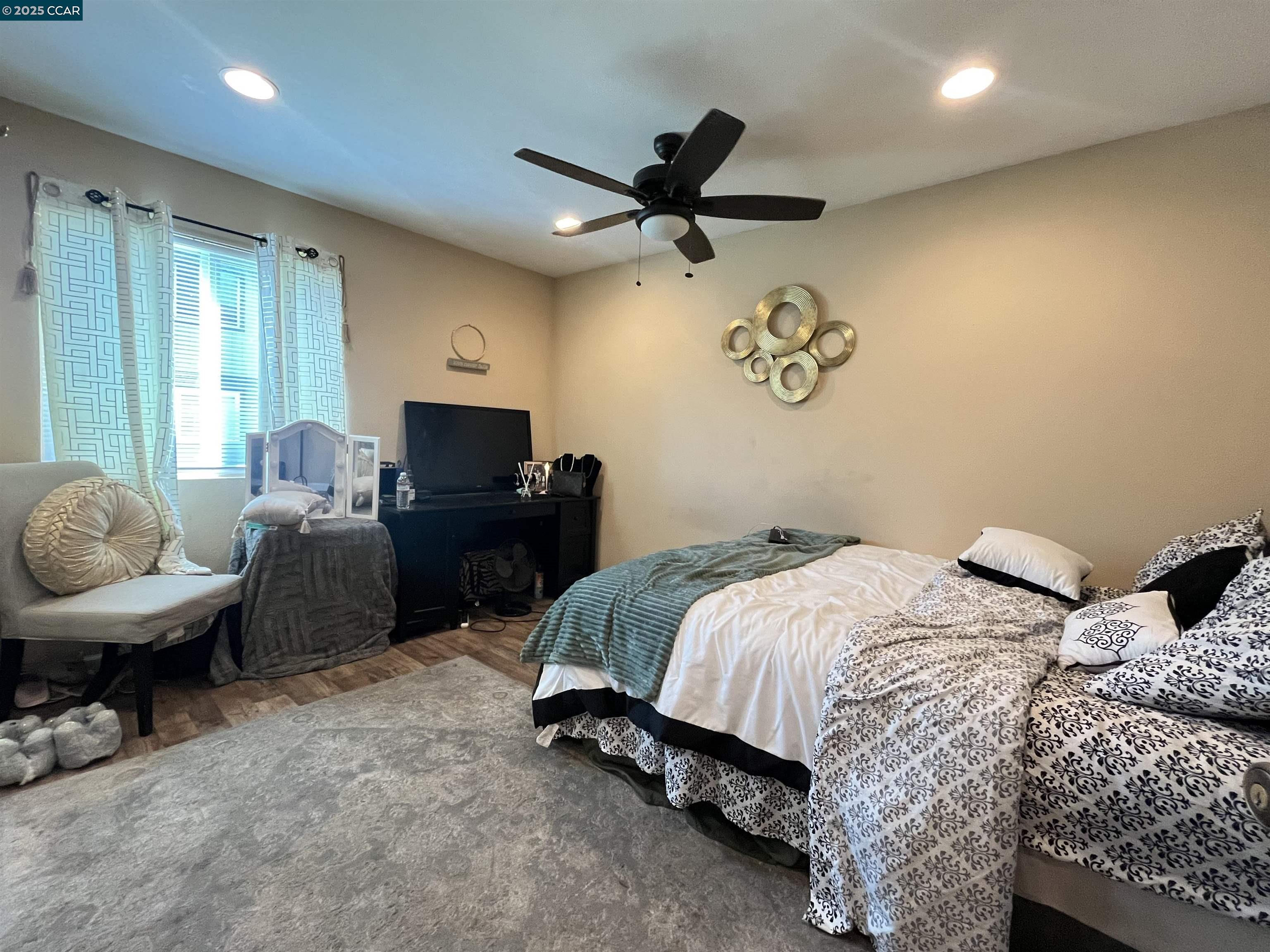 Photo #10: 41119644 Listing: Photo #10