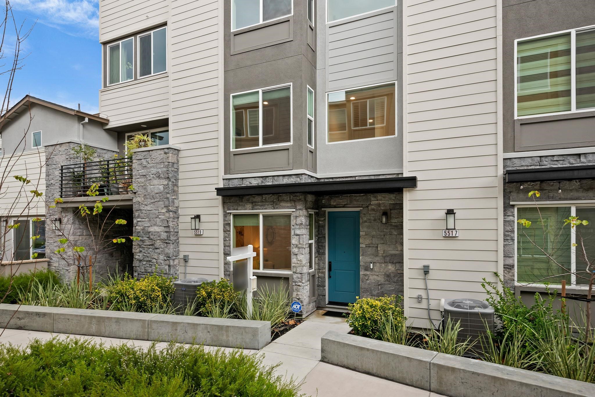 Photo #2: 41119645 Listing: Photo #2