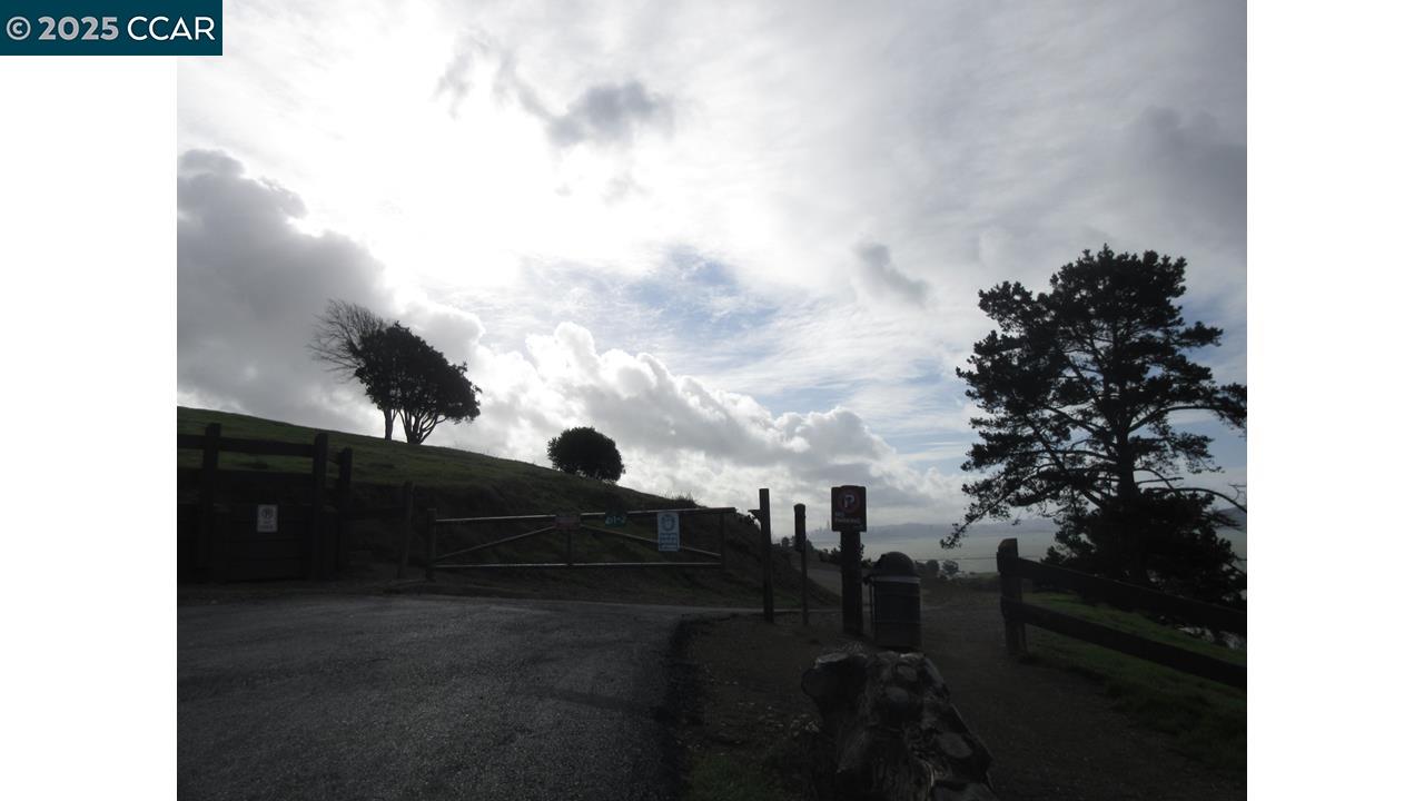 Detail Gallery Image 17 of 22 For 0 Crest Ave, Richmond,  CA 94801 - – Beds | – Baths