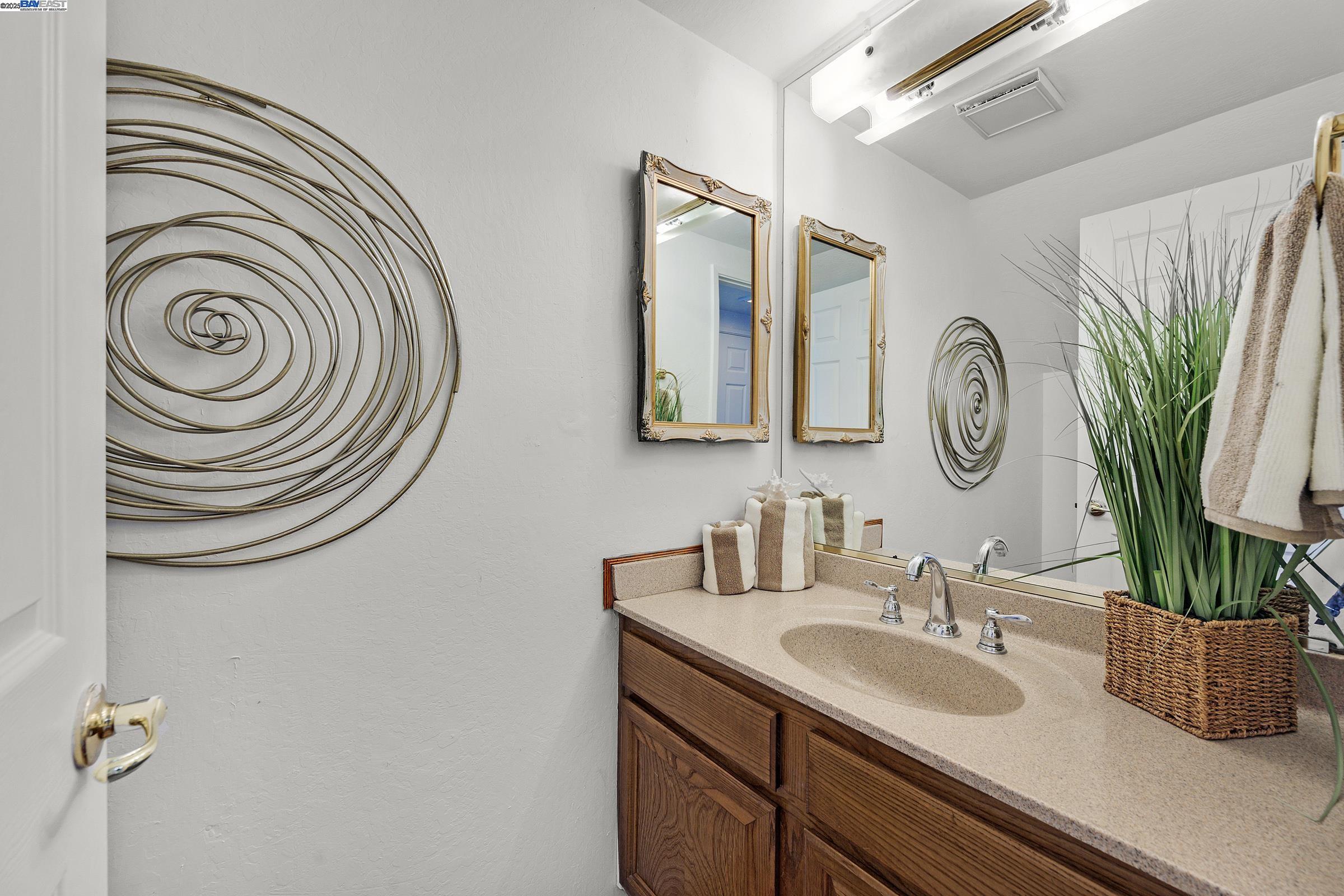 Detail Gallery Image 28 of 52 For 359 Cardona Cir, San Ramon,  CA 94583 - 4 Beds | 2/1 Baths