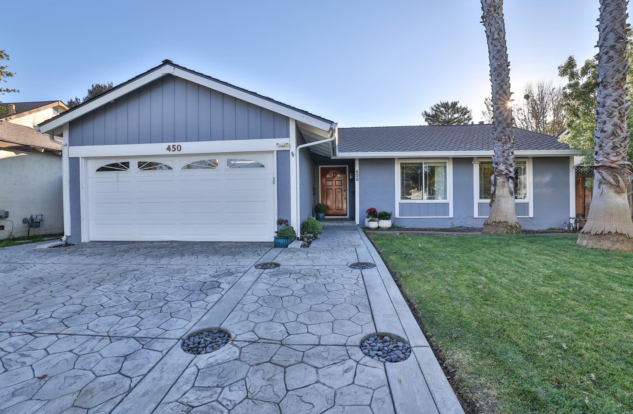 Front Image Thumbnail for BE41119658