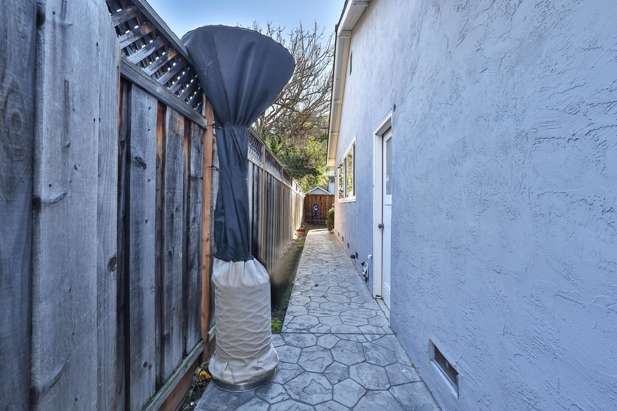 Detail Gallery Image 15 of 22 For 450 Madison Dr, San Jose,  CA 95123 - 3 Beds | 2 Baths