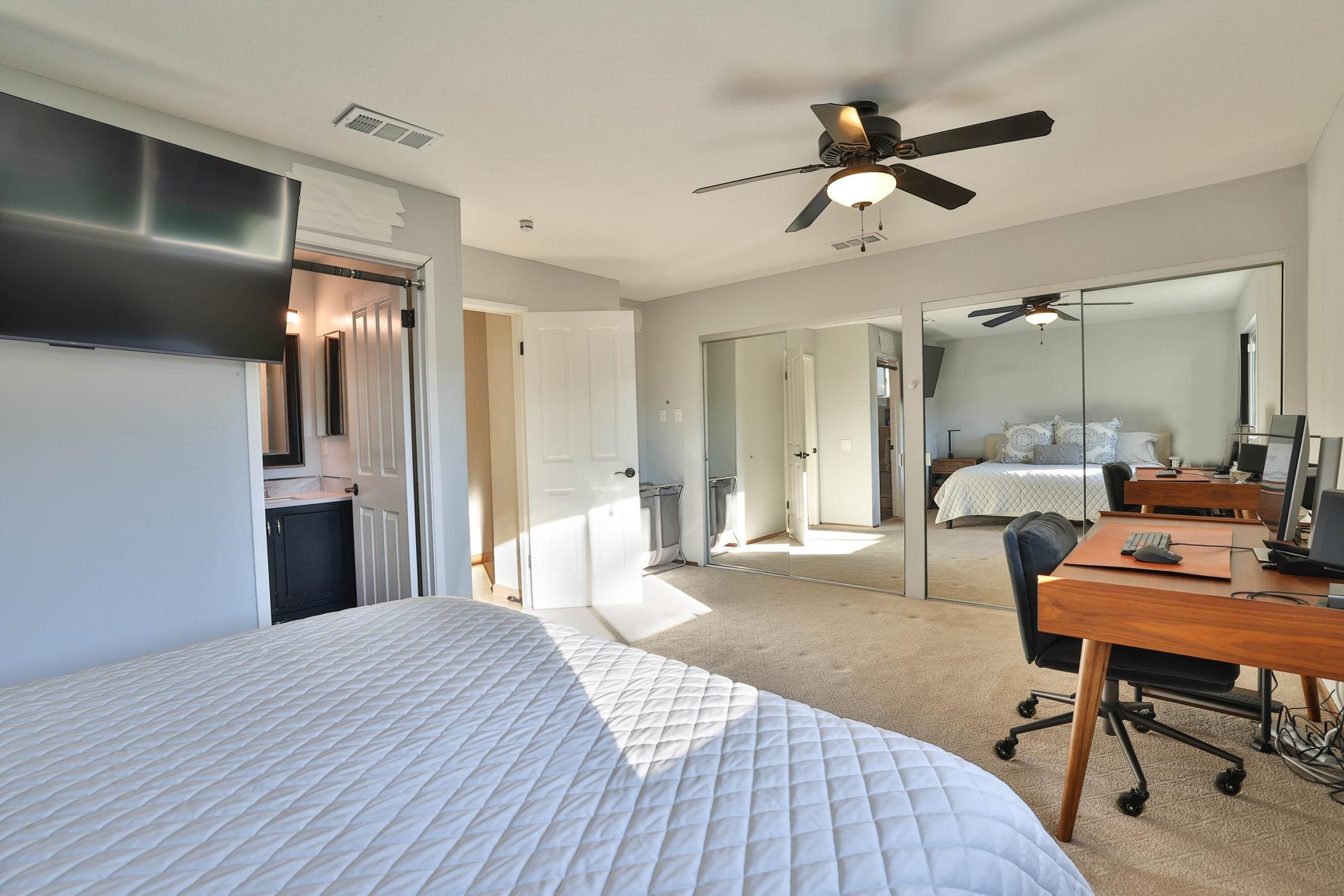 Detail Gallery Image 7 of 22 For 450 Madison Dr, San Jose,  CA 95123 - 3 Beds | 2 Baths