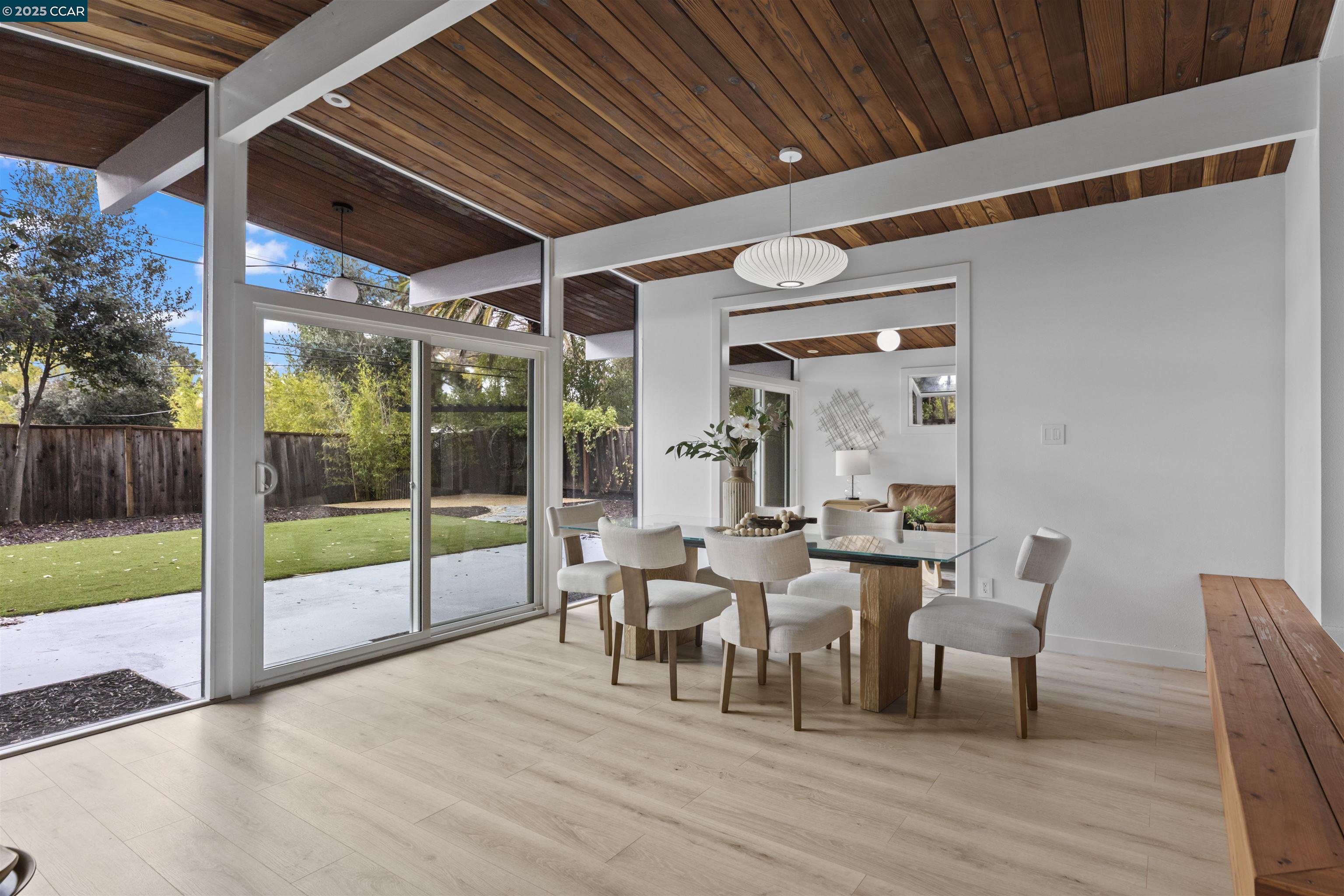 Detail Gallery Image 18 of 45 For 3712 Barrington Dr, Concord,  CA 94518-1614 - 4 Beds | 2 Baths