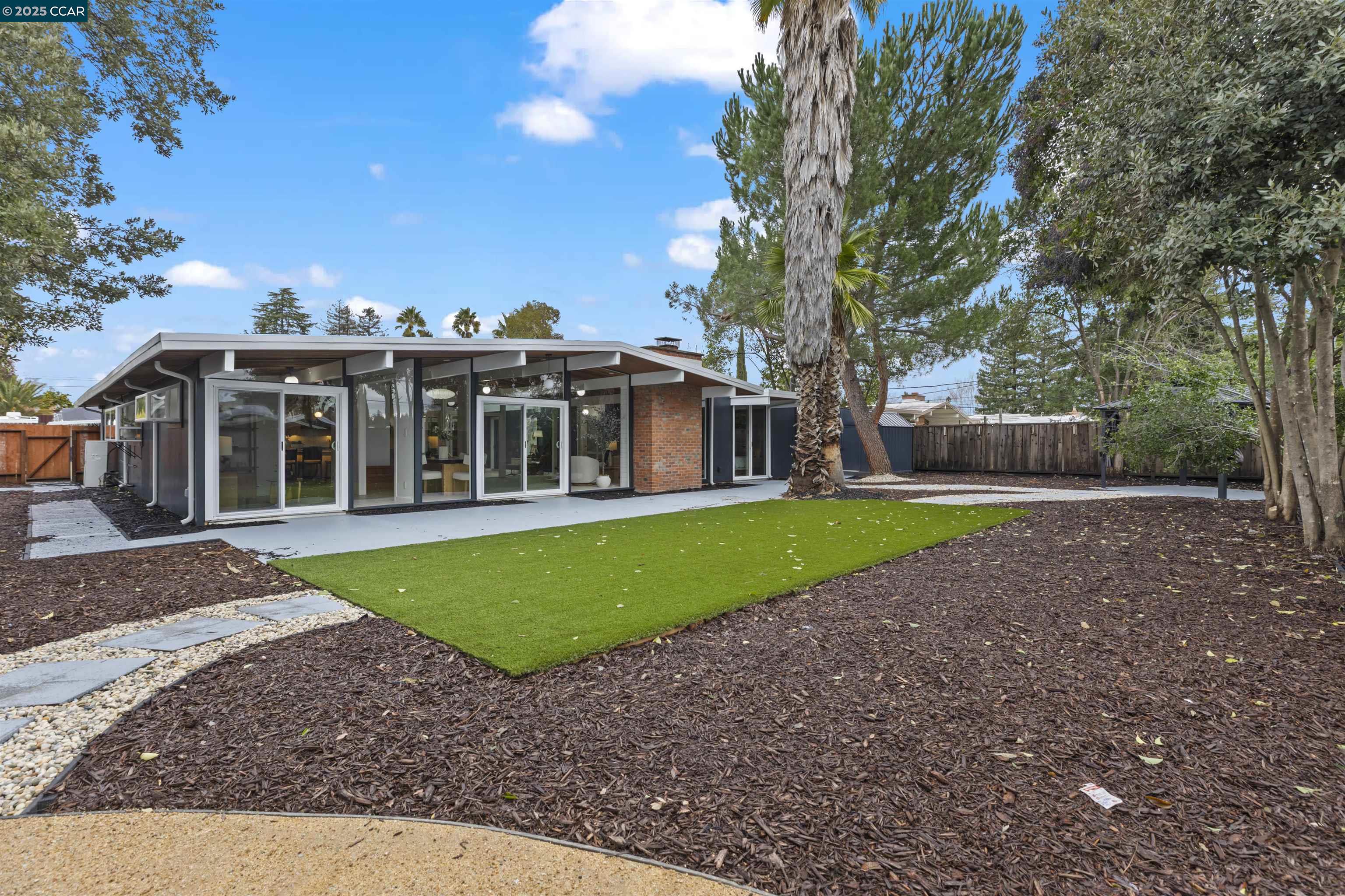 Detail Gallery Image 43 of 45 For 3712 Barrington Dr, Concord,  CA 94518-1614 - 4 Beds | 2 Baths