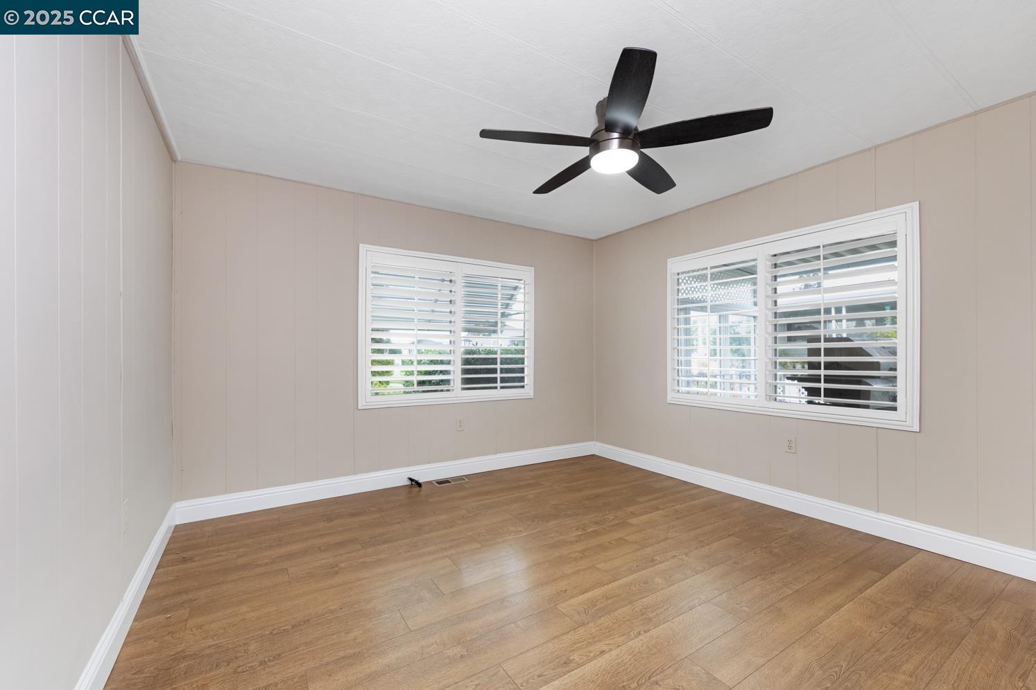 Detail Gallery Image 14 of 46 For 2197 Dalis Drive #124,  Concord,  CA 94520-5419 - 2 Beds | 1/1 Baths