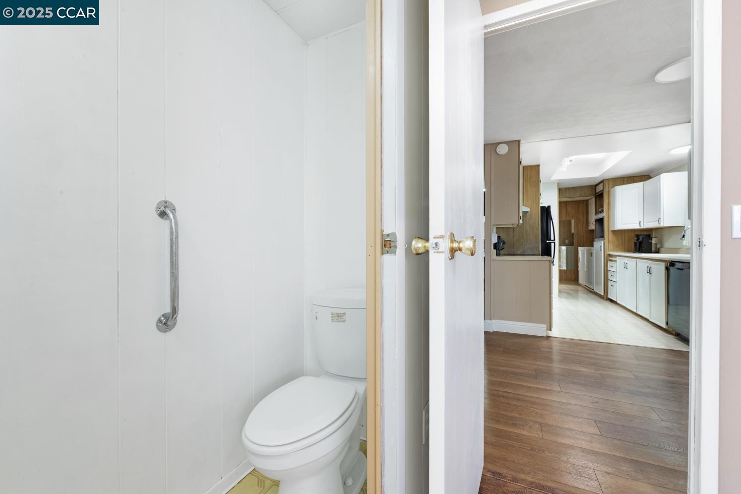 Detail Gallery Image 18 of 46 For 2197 Dalis Drive #124,  Concord,  CA 94520-5419 - 2 Beds | 1/1 Baths