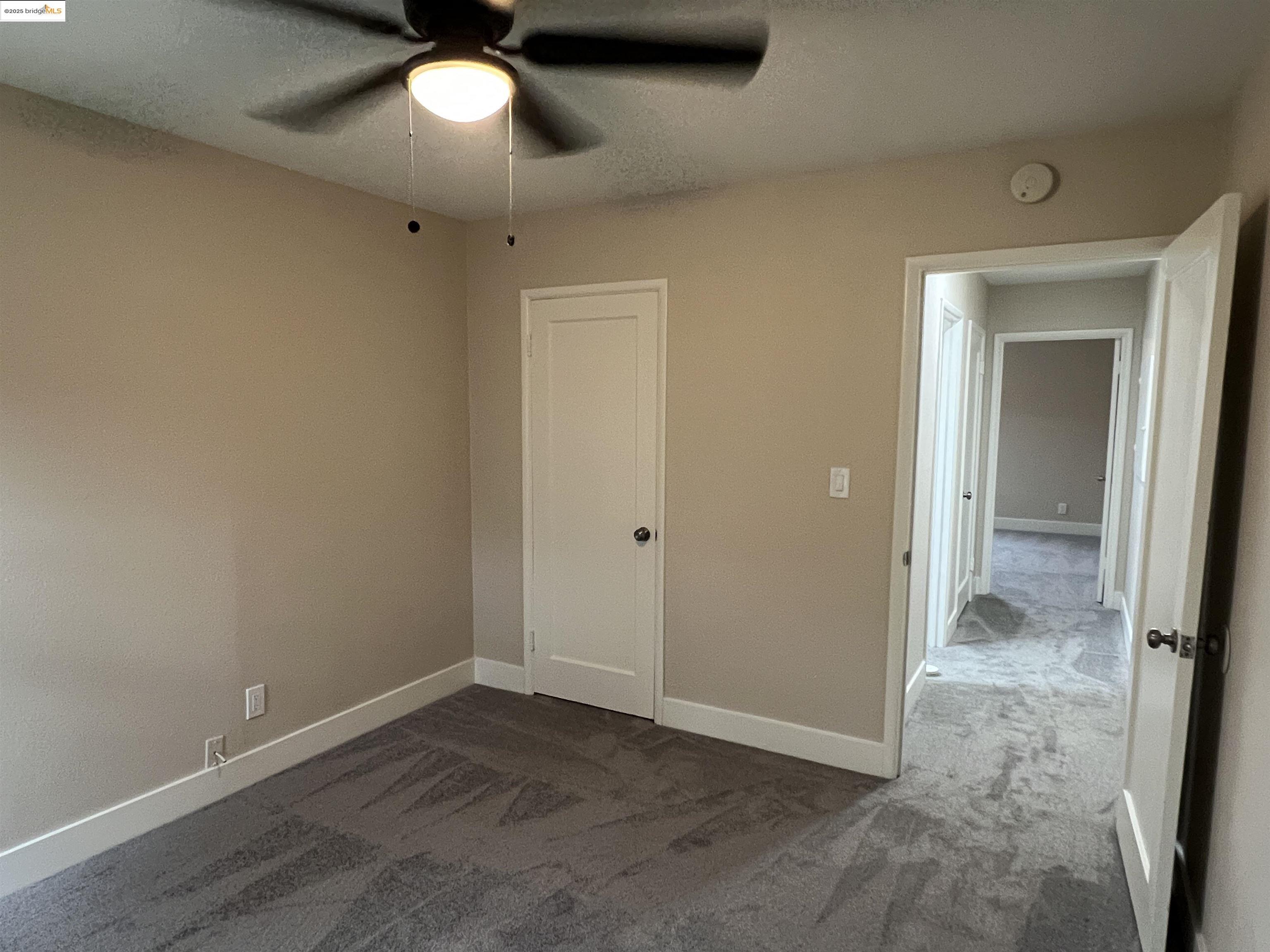 Detail Gallery Image 12 of 13 For Railroad Ave, Pittsburg,  CA 94565 - 2 Beds | 1/1 Baths