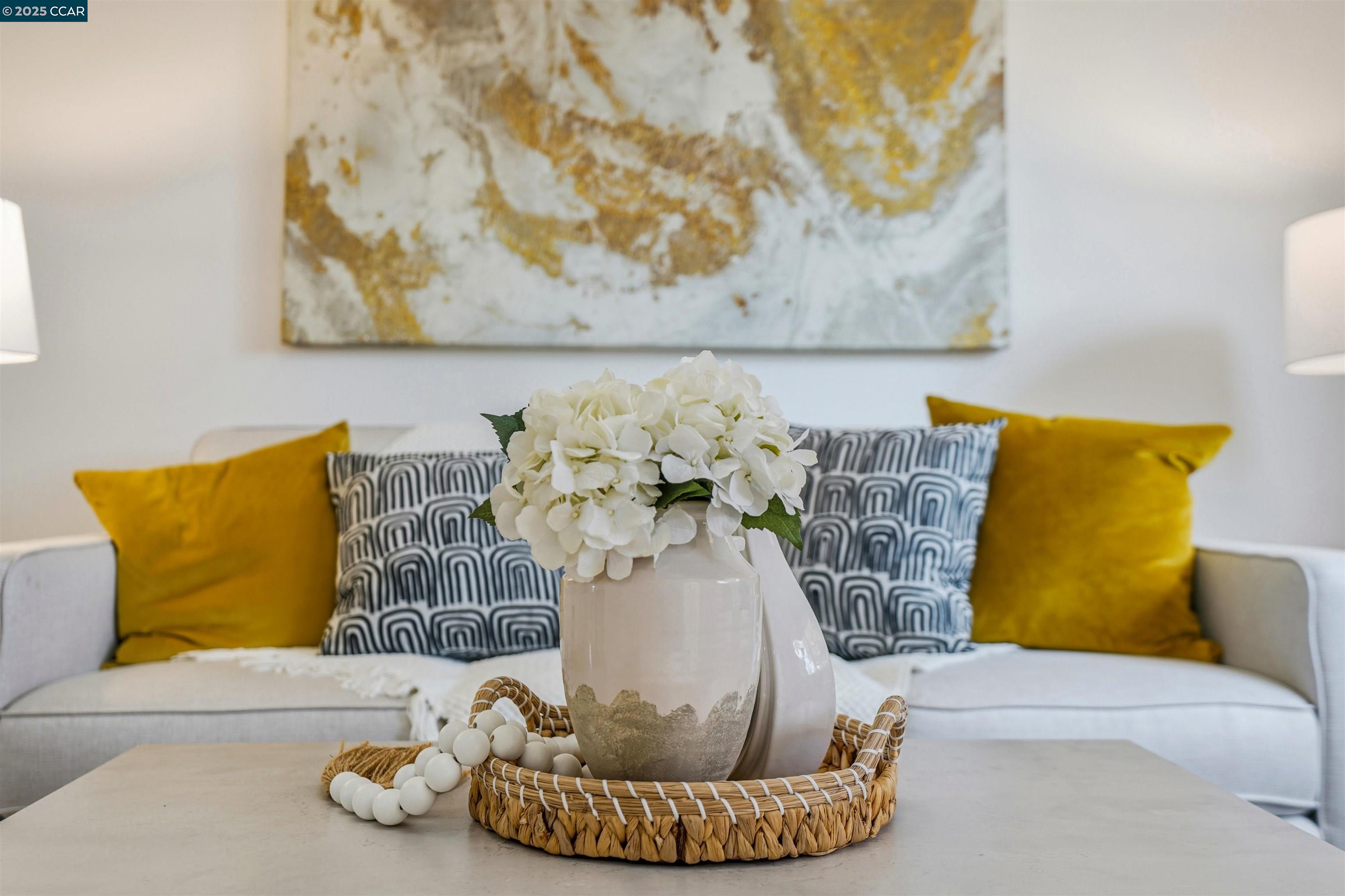 Photo #8: 41119669 Listing: Photo #8