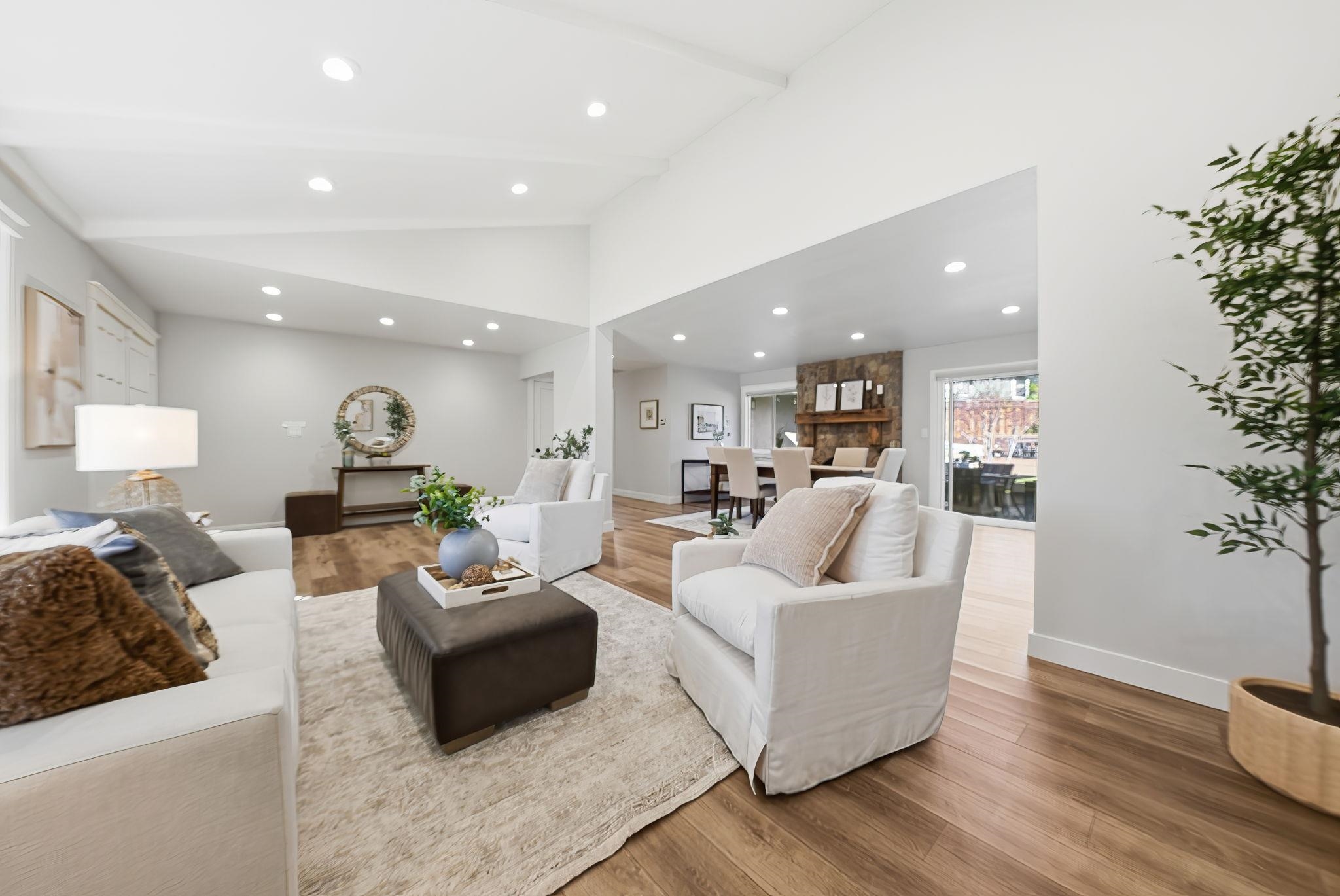 Detail Gallery Image 11 of 59 For 572 Old Farm Rd, Danville,  CA 94526 - 5 Beds | 2 Baths