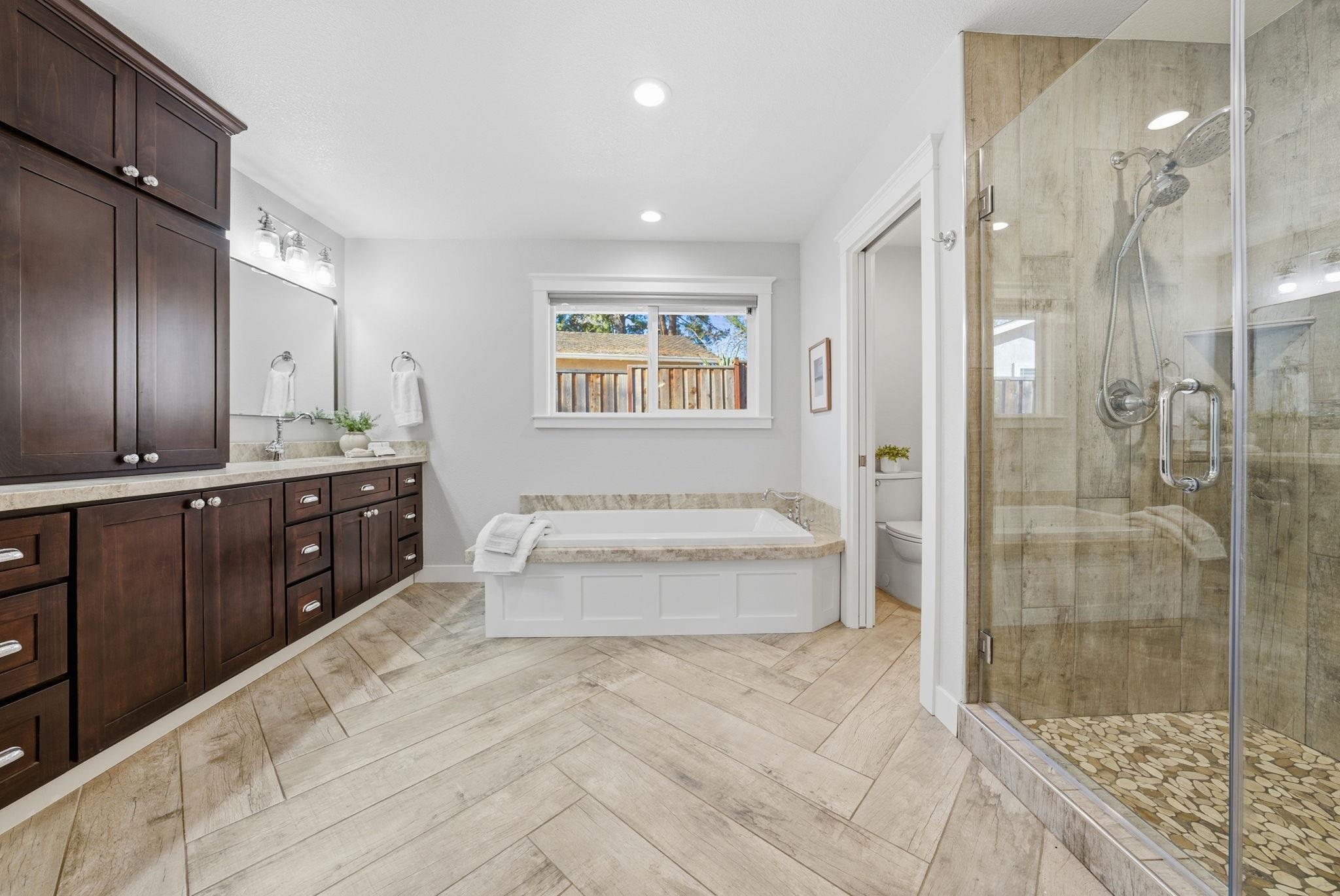 Detail Gallery Image 19 of 58 For 572 Old Farm Rd, Danville,  CA 94526 - 5 Beds | 2 Baths