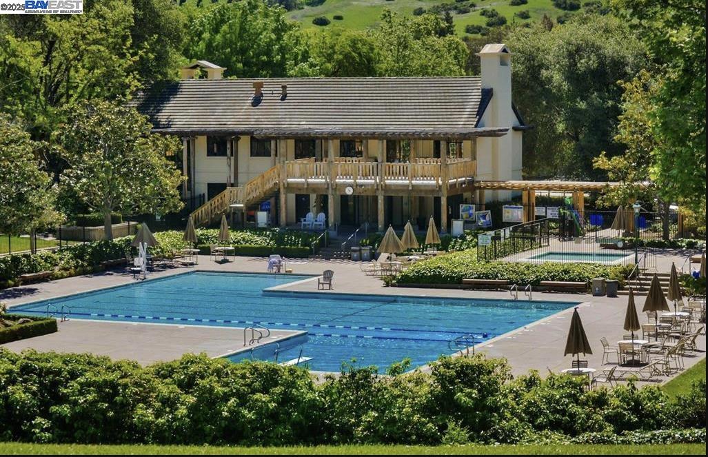 Detail Gallery Image 44 of 58 For 572 Old Farm Rd, Danville,  CA 94526 - 5 Beds | 2 Baths