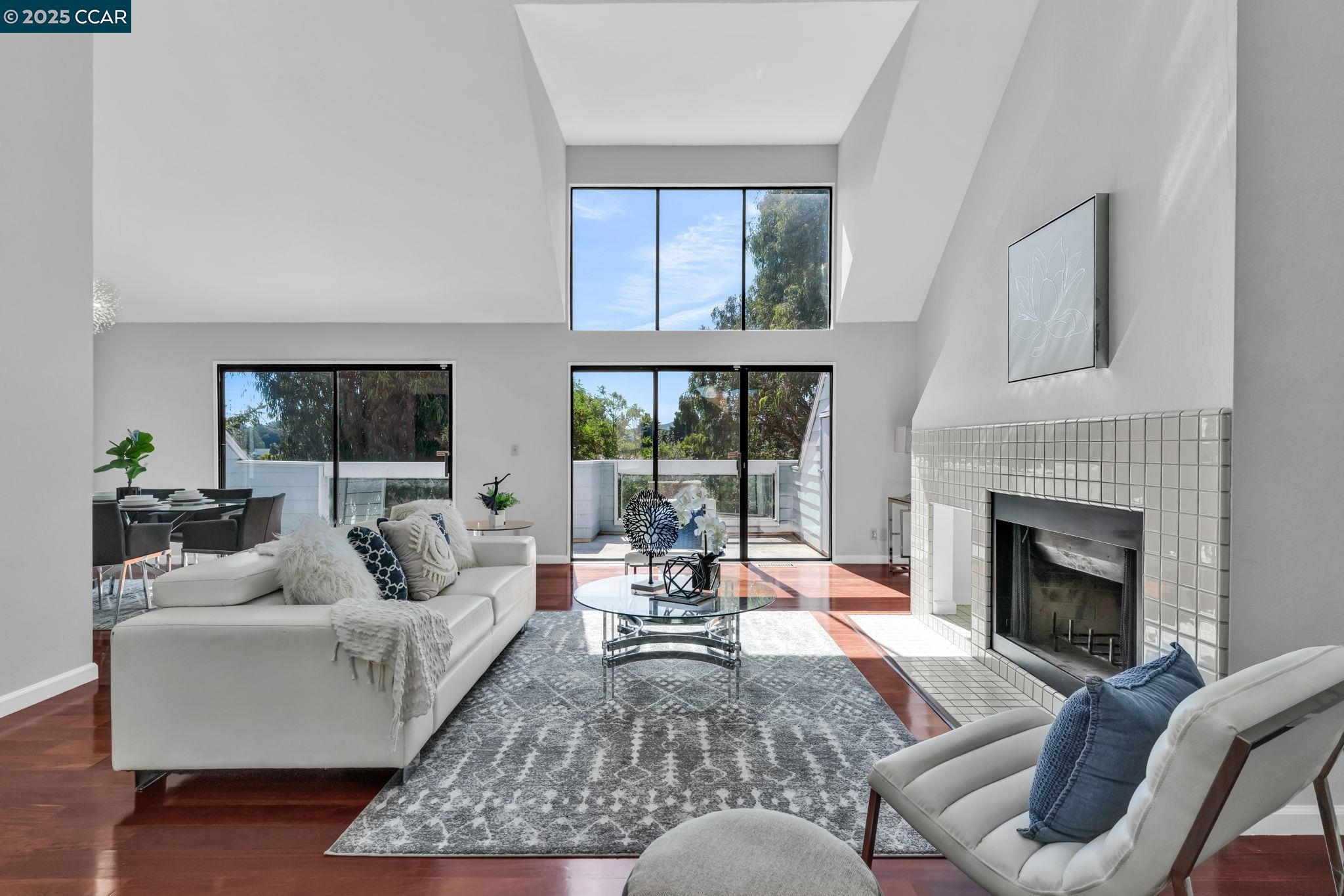 Photo #1: 41119676 Listing: Photo #1