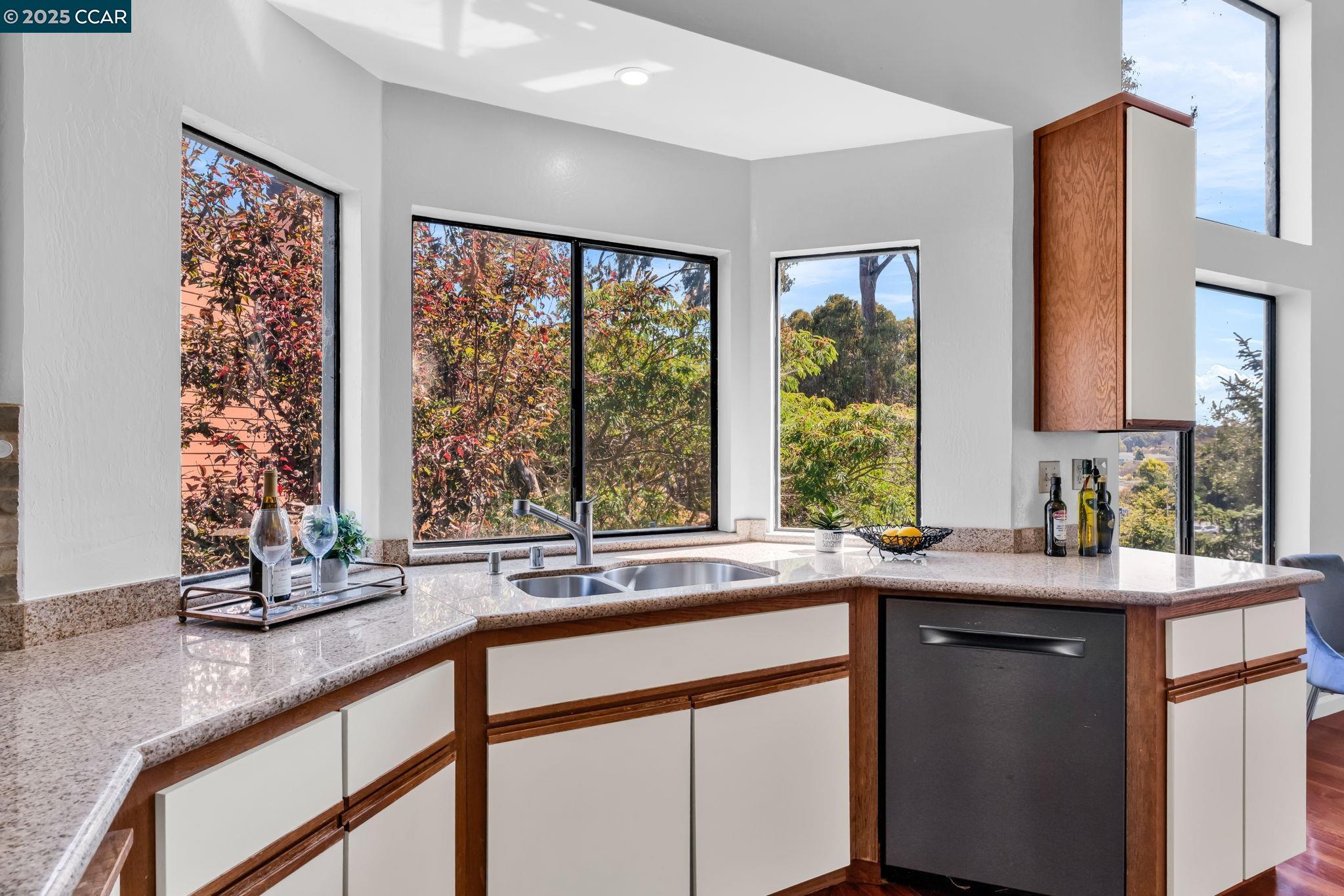 Photo #27: 41119676 Listing: Photo #27