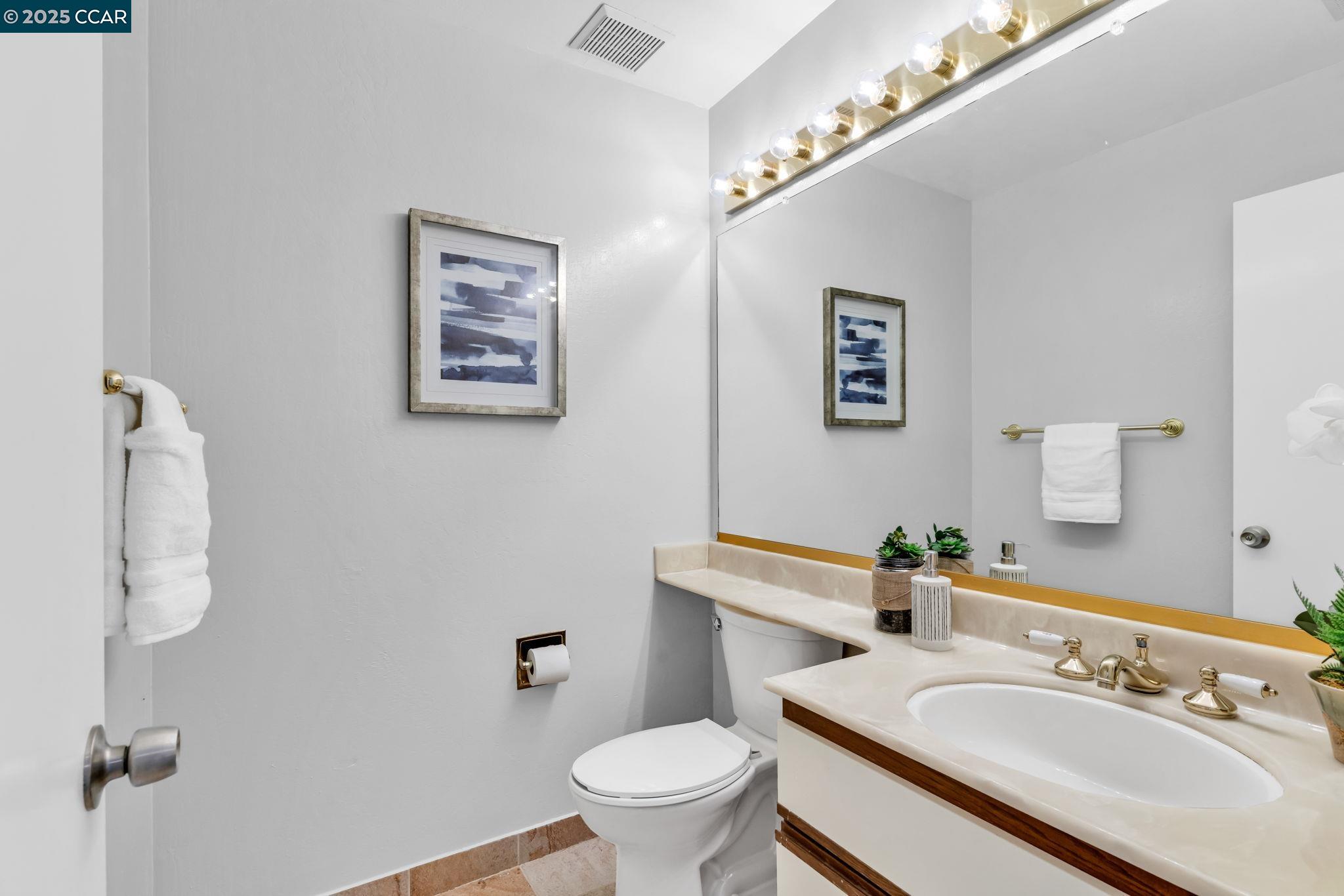 Photo #35: 41119676 Listing: Photo #35