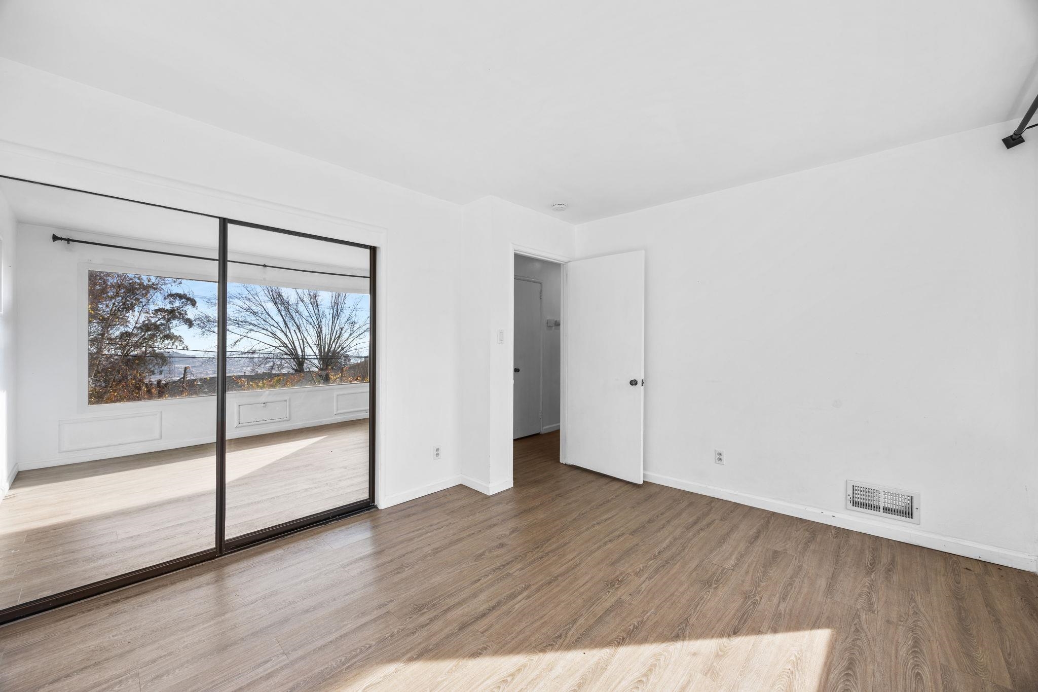 Detail Gallery Image 20 of 28 For 1012 Contra Costa Dr, El Cerrito,  CA 94530 - 4 Beds | 3 Baths