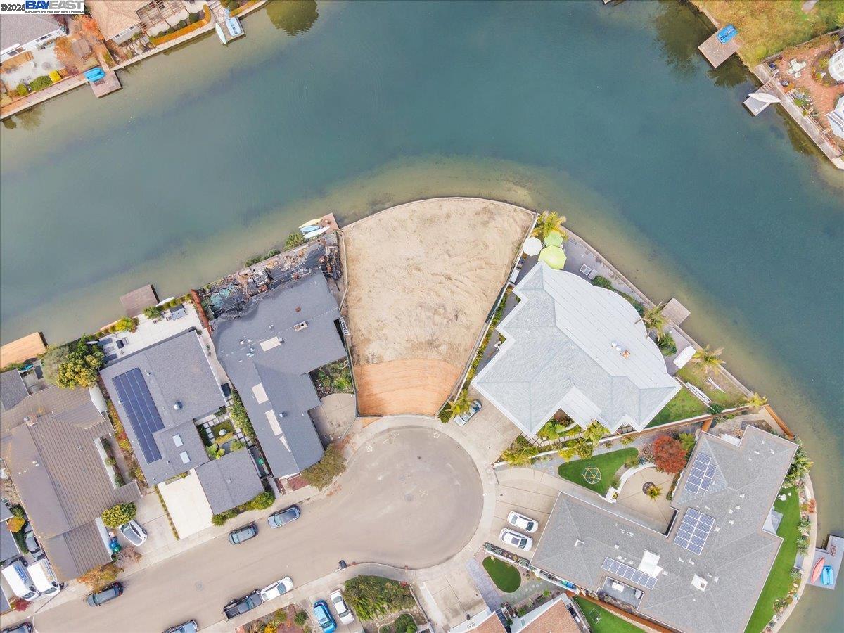 Detail Gallery Image 14 of 25 For 641 Sandalwood Isle, Alameda,  CA 94501 - – Beds | – Baths