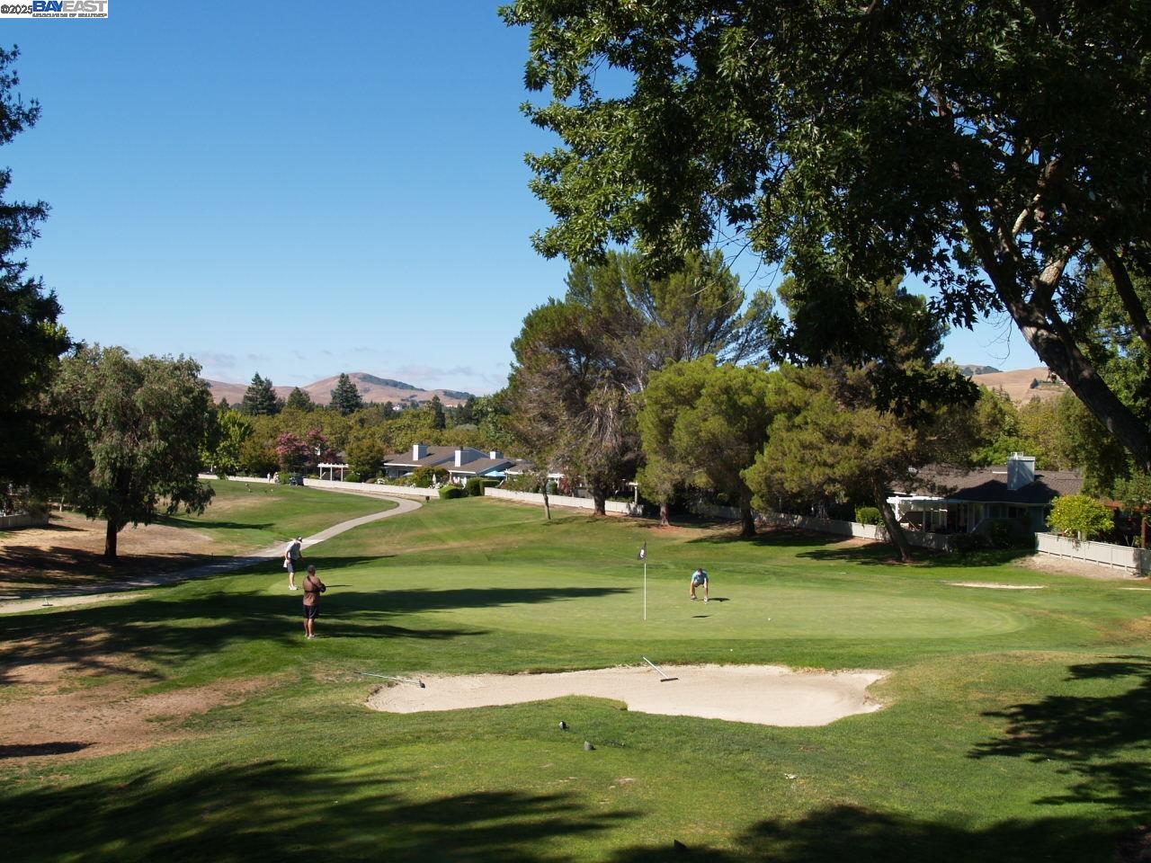 Detail Gallery Image 2 of 35 For 515 Rolling Hills Ln, Danville,  CA 94526 - 2 Beds | 2 Baths