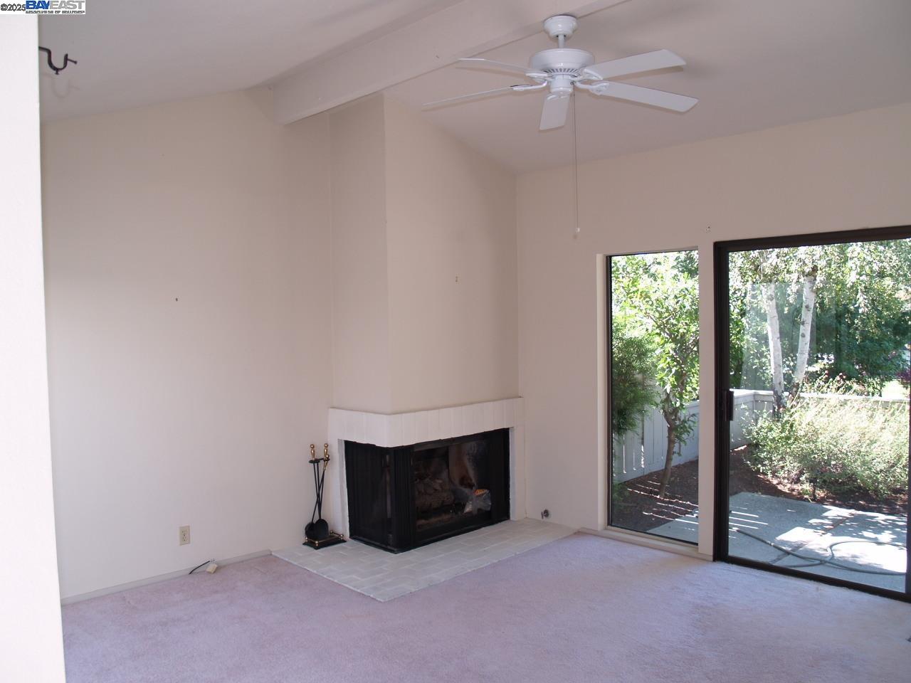 Detail Gallery Image 13 of 35 For 515 Rolling Hills Ln, Danville,  CA 94526 - 2 Beds | 2 Baths