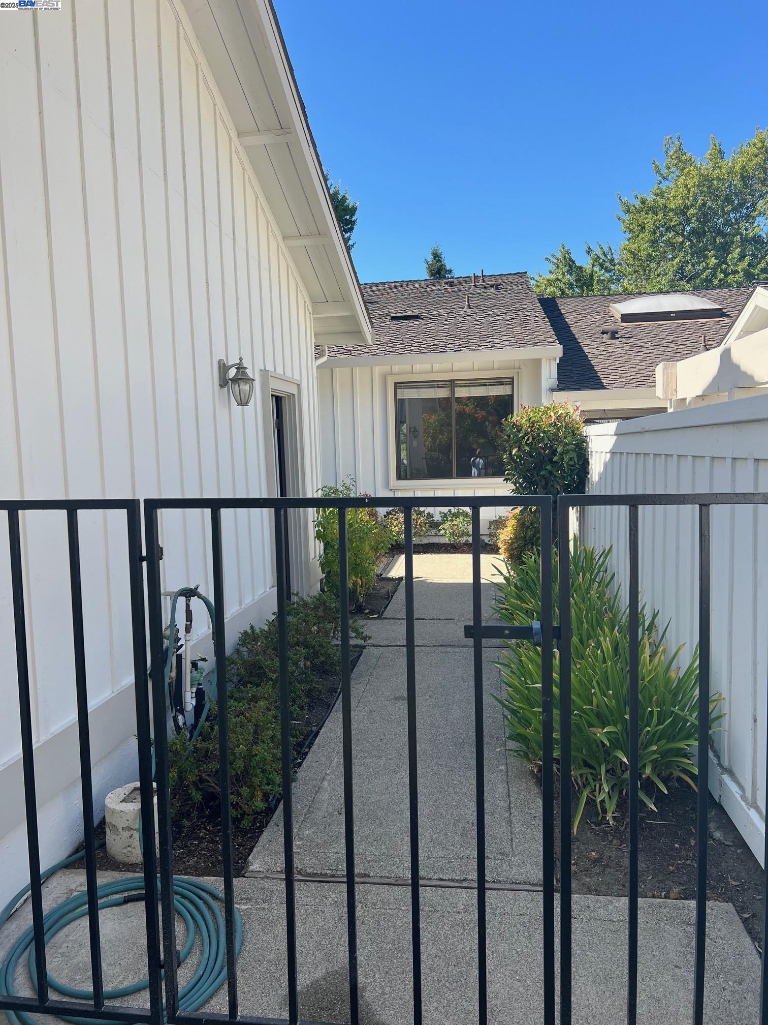 Detail Gallery Image 35 of 35 For 515 Rolling Hills Ln, Danville,  CA 94526 - 2 Beds | 2 Baths