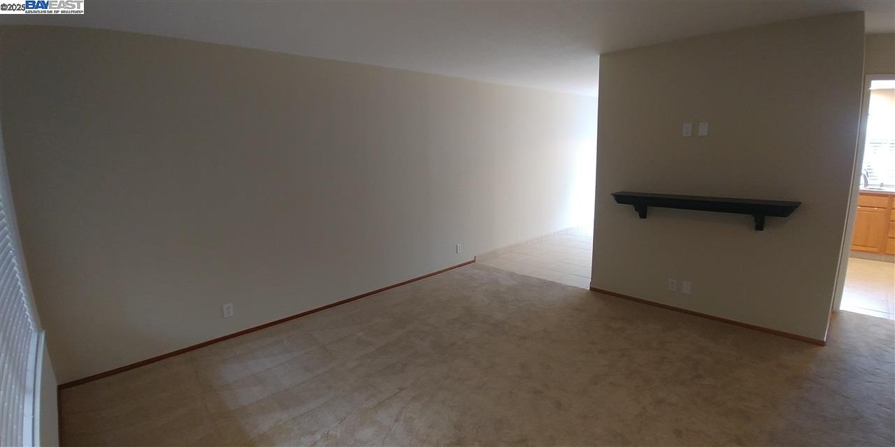 Detail Gallery Image 3 of 18 For 2551 Twin Creeks Dr, San Ramon,  CA 94583 - 2 Beds | 1/1 Baths