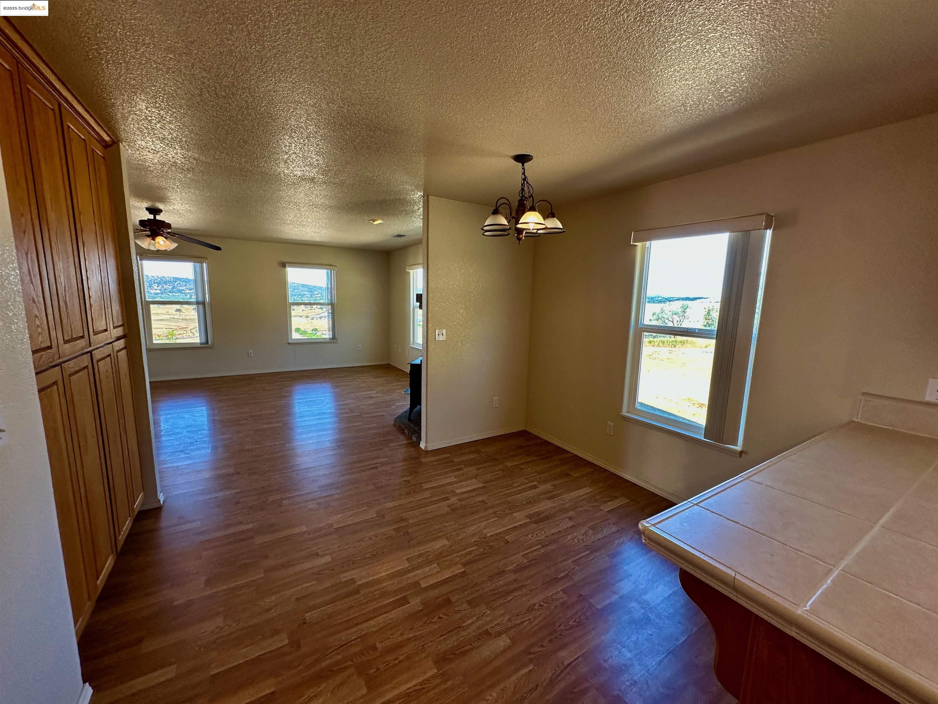 Detail Gallery Image 12 of 37 For 660 Hodson Rd, Copperopolis,  CA 95228 - 3 Beds | 2 Baths