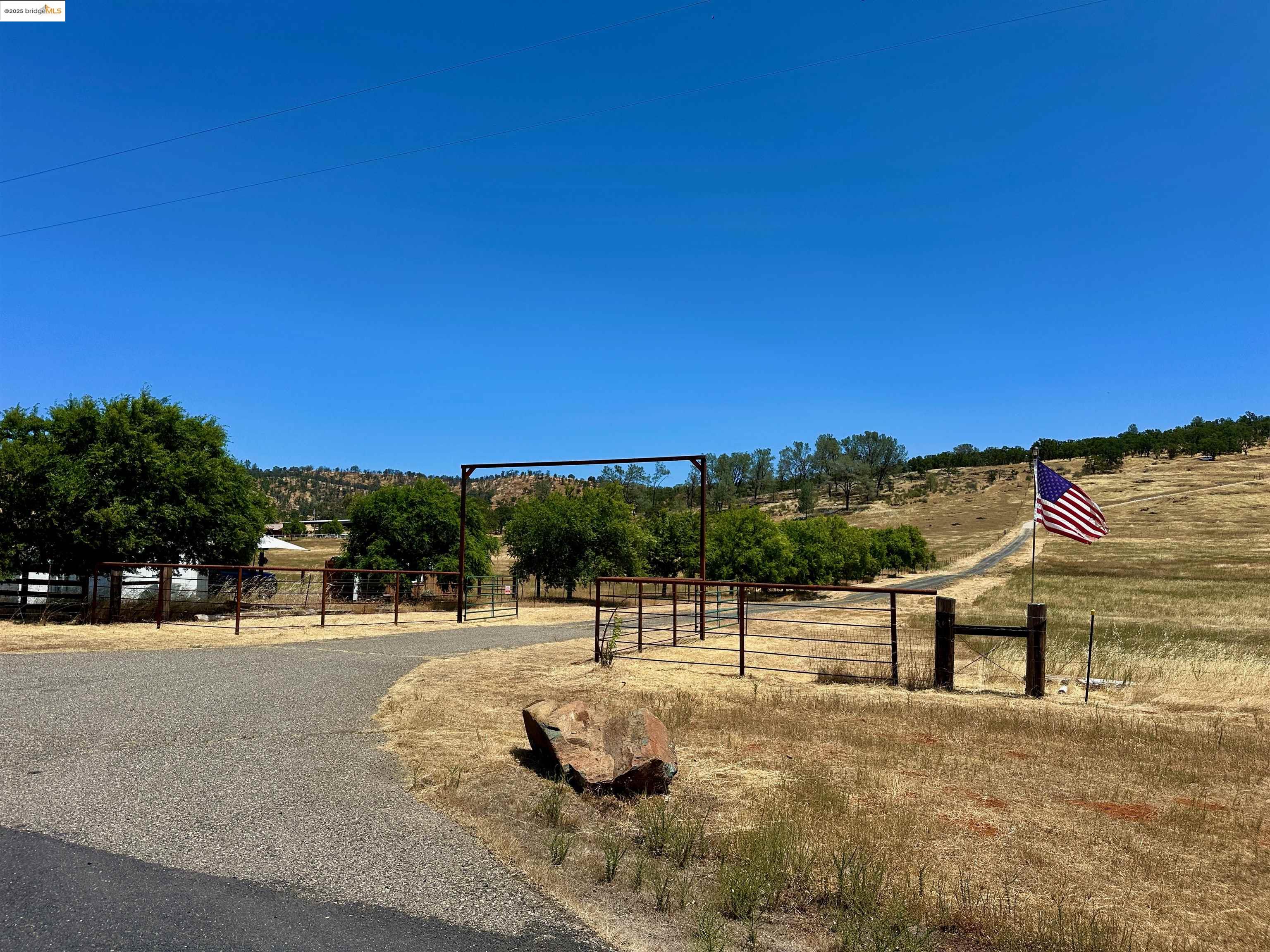 Detail Gallery Image 34 of 37 For 660 Hodson Rd, Copperopolis,  CA 95228 - 3 Beds | 2 Baths