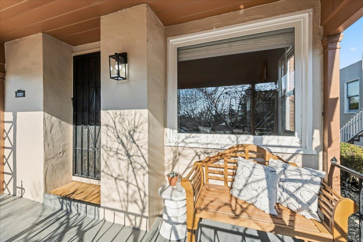 Detail Gallery Image 2 of 41 For 1515 Rose St, Berkeley,  CA 94703 - 4 Beds | 1 Baths