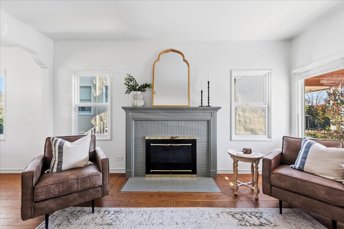 Detail Gallery Image 6 of 41 For 1515 Rose St, Berkeley,  CA 94703 - 4 Beds | 1 Baths