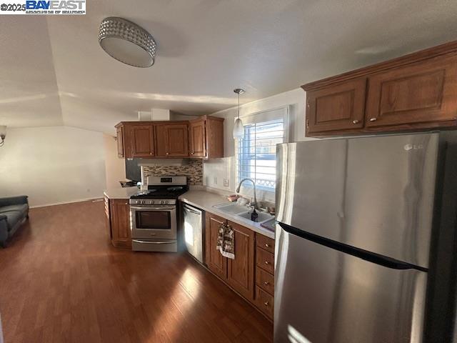 Detail Gallery Image 15 of 38 For 10 Lighthouse Lane, Daly City,  CA 94014 - 2 Beds | 2 Baths