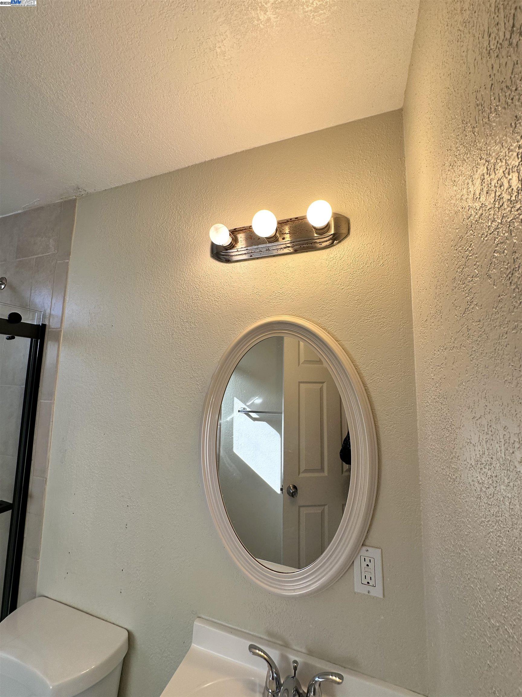 Detail Gallery Image 23 of 49 For 220 Flanders Ct, Hayward,  CA 94541 - – Beds | – Baths